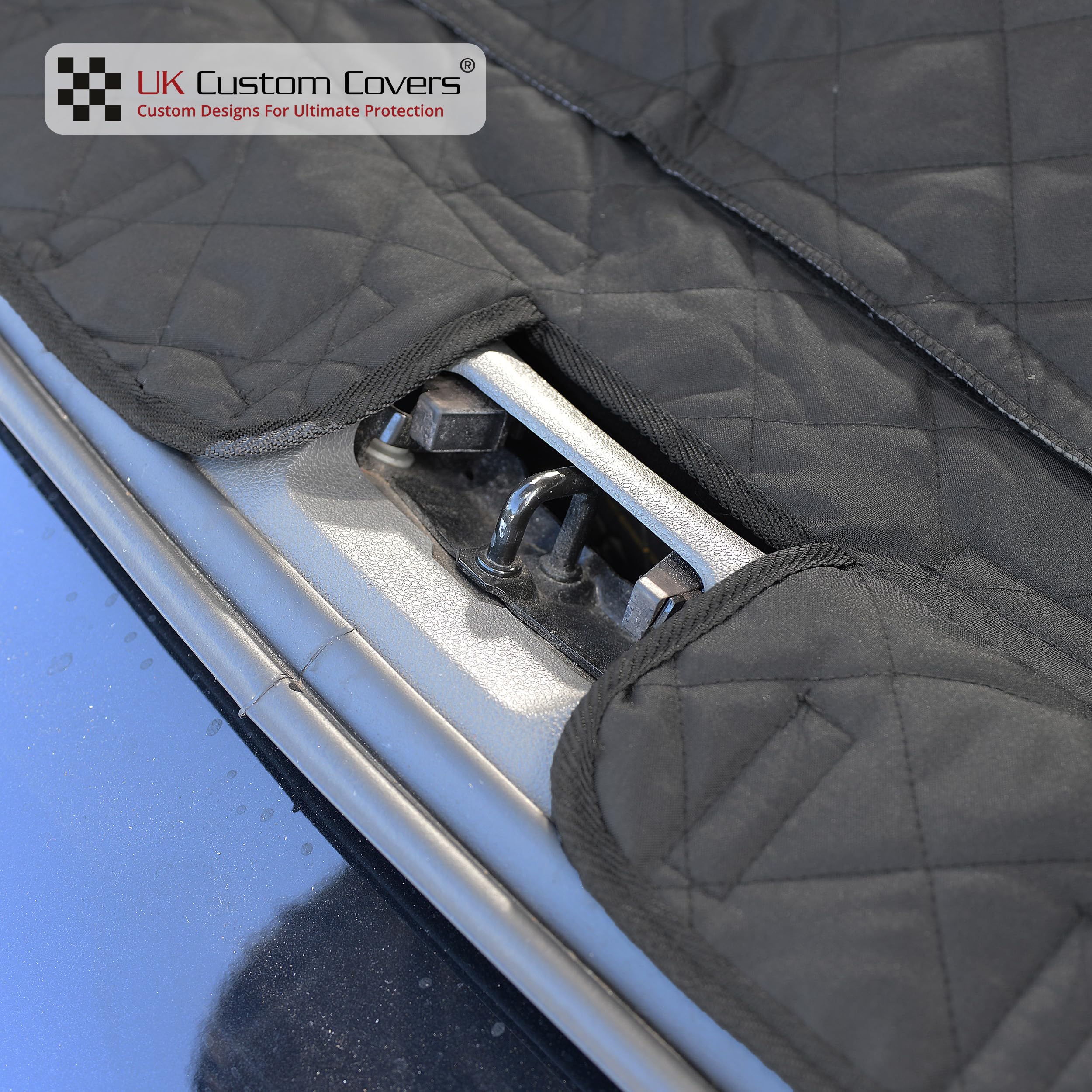 UK Custom Covers QBL224B Trapuntato Tappetino Bagagliaio Antiscivolo
