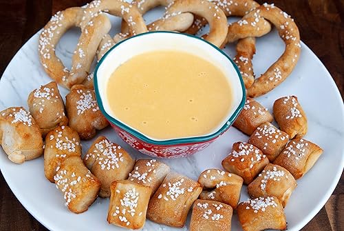 Miniatura 3 de Mom's Place Gluten Free Pretzels suaves con mezcla de sal marina, kit de preparación de pretzel suave, 1 paquete, fácil de fabricar, 24 porciones,