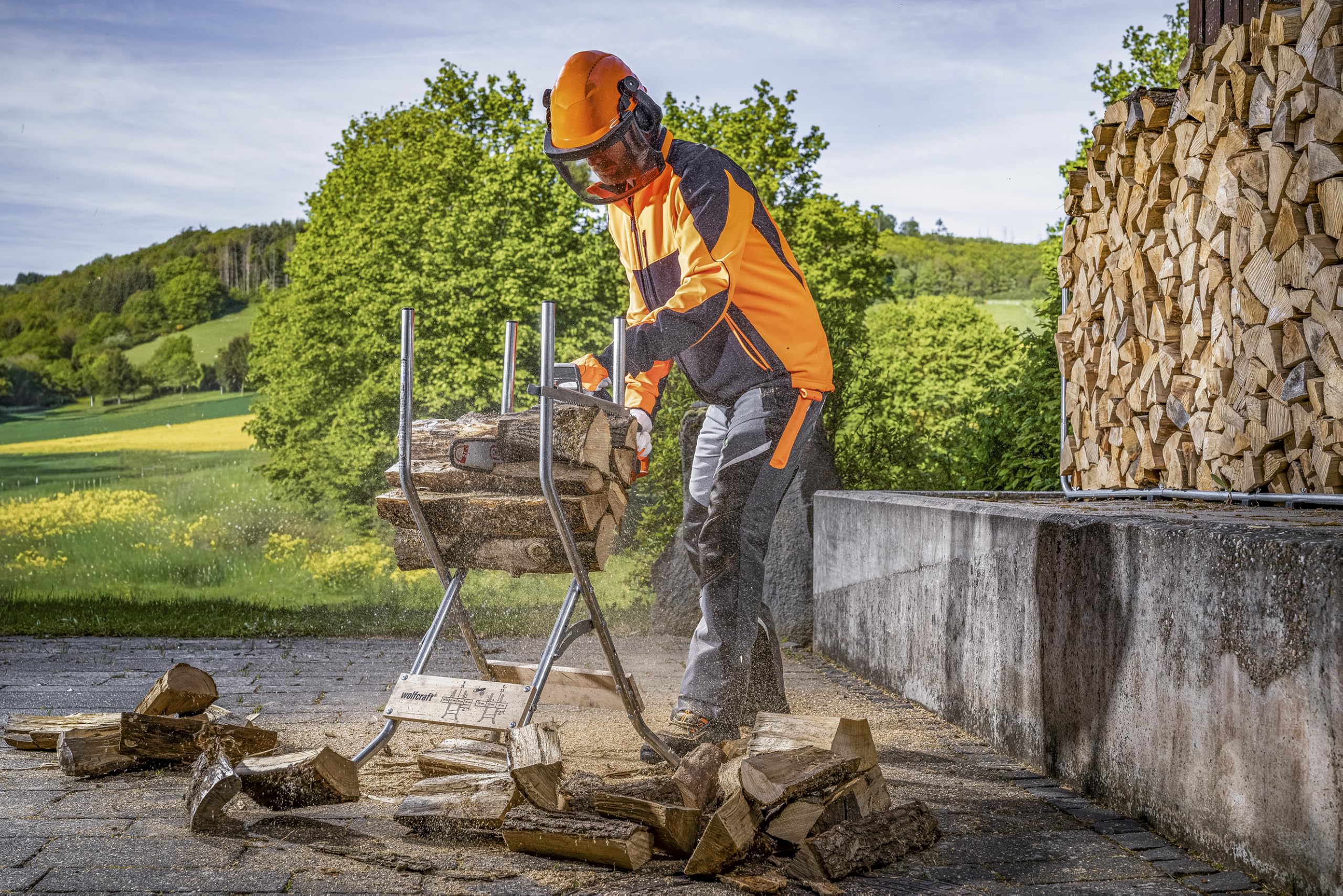 wolfcraft Sägebock Klappbar - Mobile Sägehilfe für Brennholz & Kettensägen