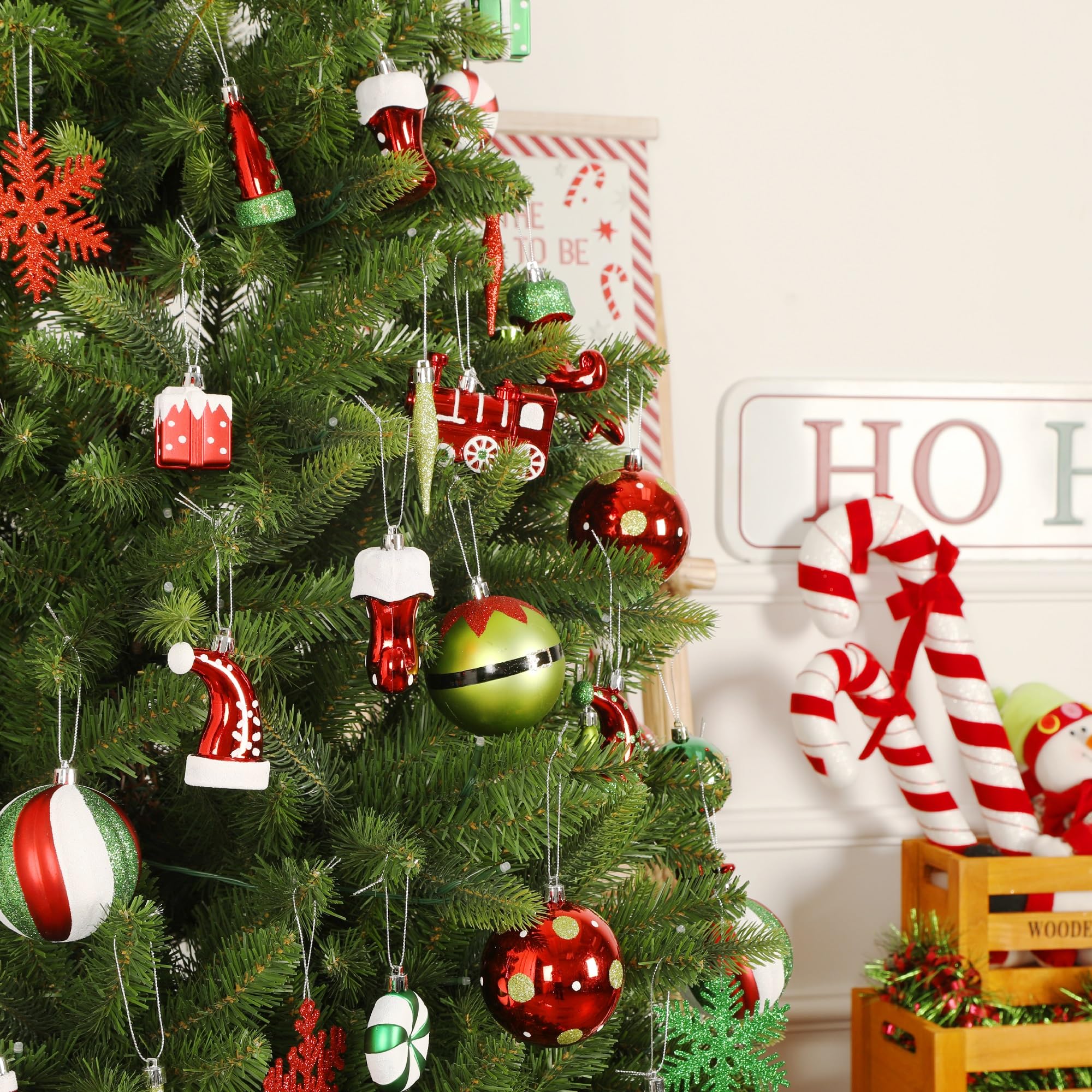 Shareconn 75 pcs Christmas Ball Set - Ornements en Plastique pour la décoration du Sapin, Les fêtes de Fin d'année et Les Mariages - Rouge, Vert et Blanc