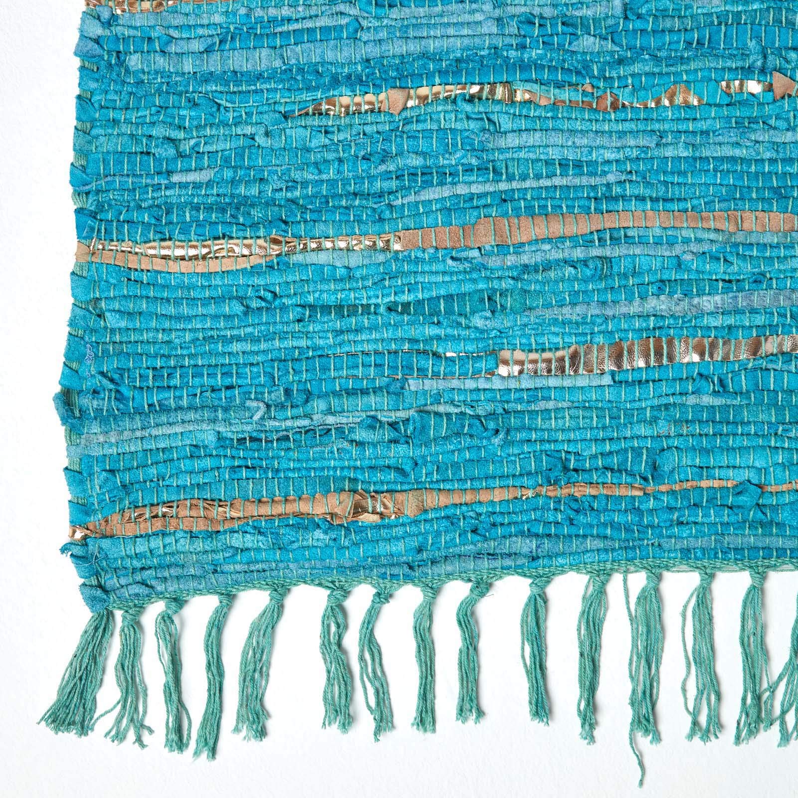 HOMESCAPES Tapis Cuir Doré & Turquoise - 90 x 150 cm