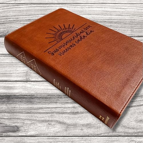 Miniatura 3 de JOY CREATIVE Biblia paralela en español/inglés (RVR/ESV) | Personalizado con nombre | Diseño personalizado con letras a mano y grabado con láser |