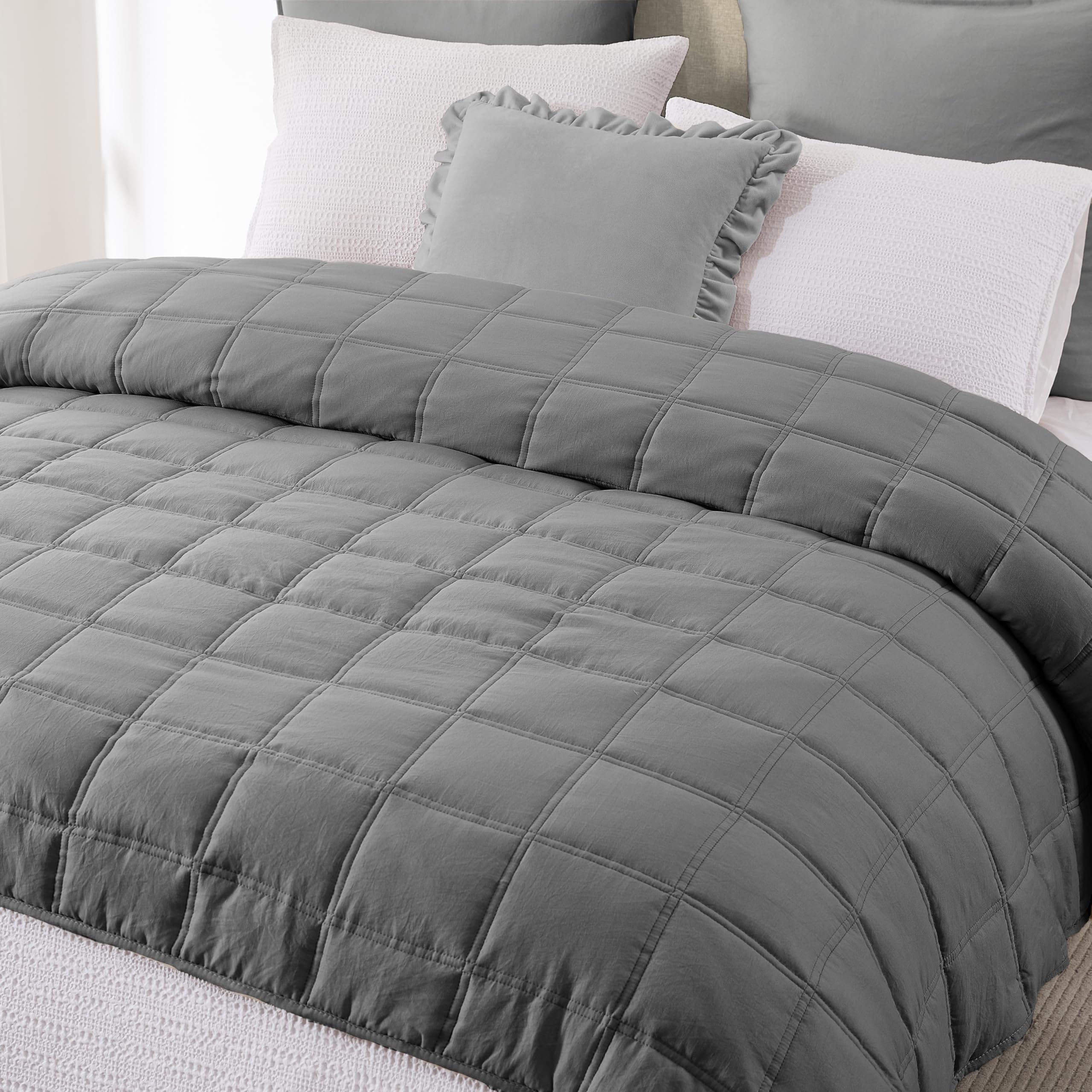R.SHARE Tagesdecke 300x270 Grau, Weich Bettüberwurf Steppdecke aus Mikrofaser für Bett Sofa Couch (ohne Kissenbezug), Kariert Kuscheldecke Wohndecke Sofaüberwurfdecke Oeko-TEX Frühling Sommer