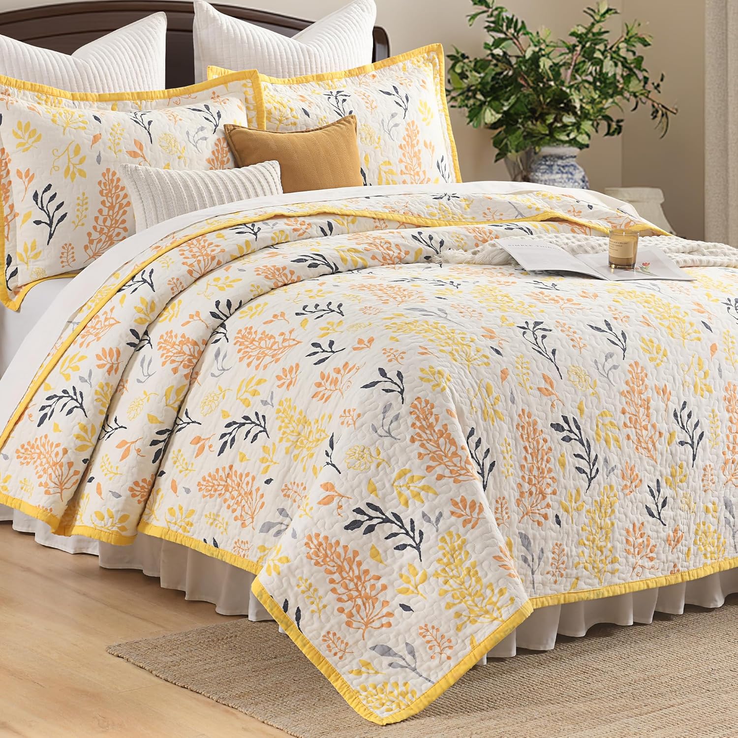 Yellow White Queen Size Quilt Set - 100% Cotton Floral Queen Quilt Set, Lightweight Farmhouse Quilted Bedspread, Prewashed Queen Quilt Bedding Set, All Season (Yellow)