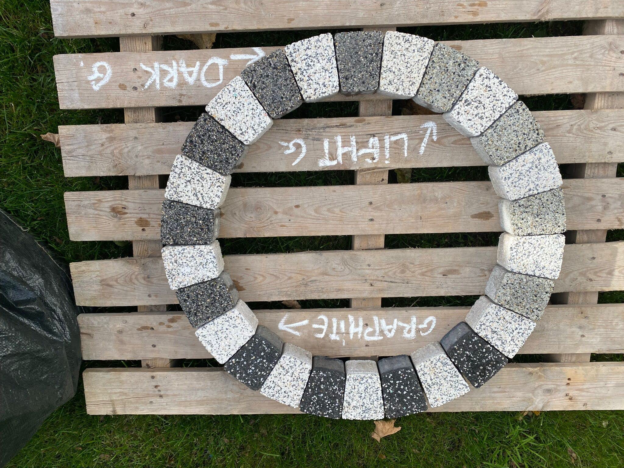 Garden Granite Circle Tree Surround Grass Border Paving Slab Stone Concrete Water Feature (WHITE/DARK GREY, 220)