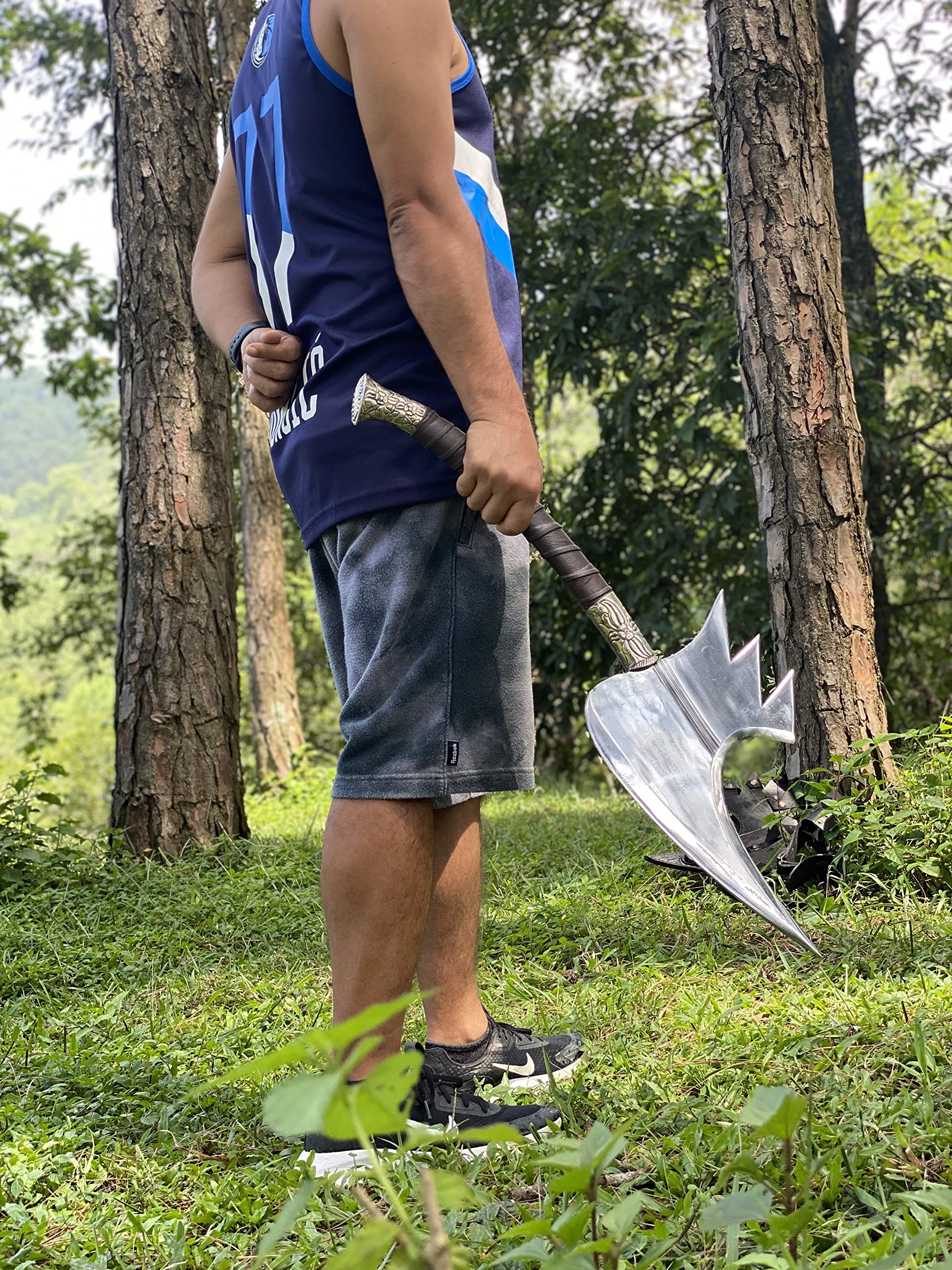 Siekiera do siekania, 33,5 cm, ostrze fantomowe do drewna, siekiera survivalowa, narzędzia do majsterkowania na świeżym powietrzu, z ostrzem ze stali węglowej i mosiężnym uchwytem, plus skórzana osłona
