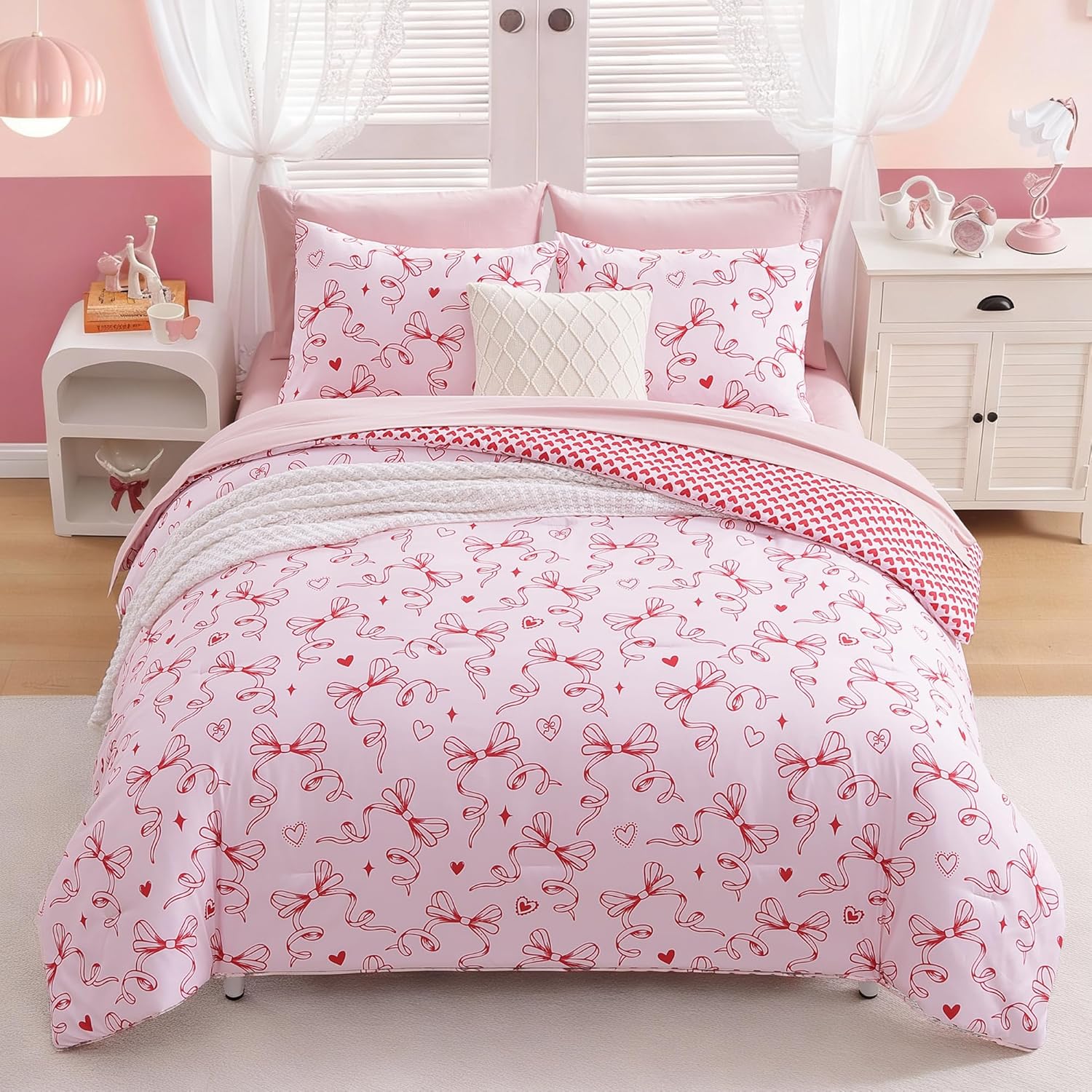 Twin XL Comforter Set for Girls, Red Bow Bedding Set Reversible with Cute Heart, All Season Kids Dorm Bed in a Bag 5 Pieces with Sheets, Pillowcase & Sham