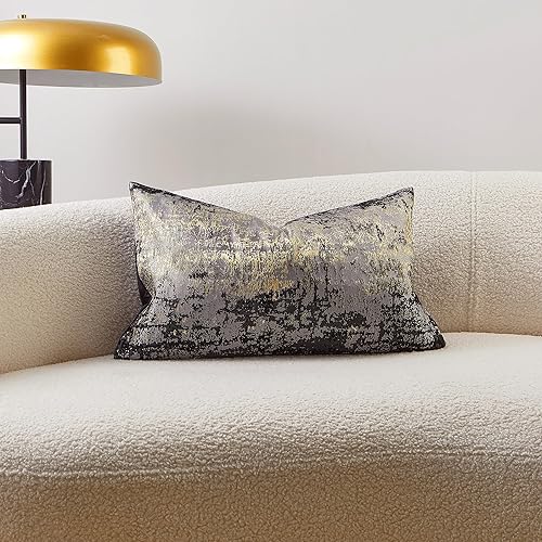 THE-TINOART Funda de almohada rectangular de terciopelo negro y dorado de 12 x 20 pulgadas, funda de cojín de terciopelo en la parte posterior,