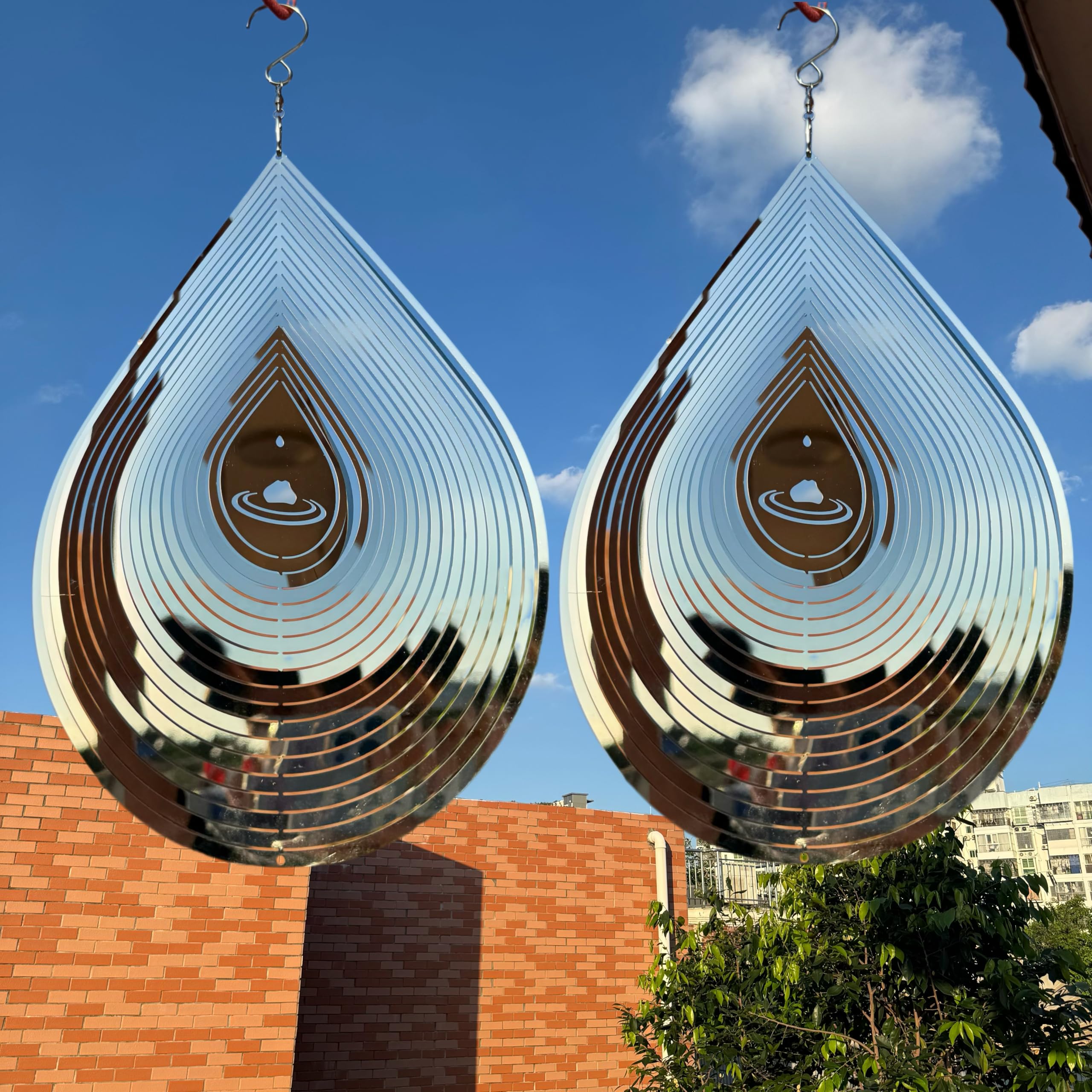 Hanging Wind Spinners,3D Water Droplets Shape Highly Reflective Stainless Steel Outdoor Garden Decor, Decorations to Scare Away Yard Birds 11.4inch 2Pcs