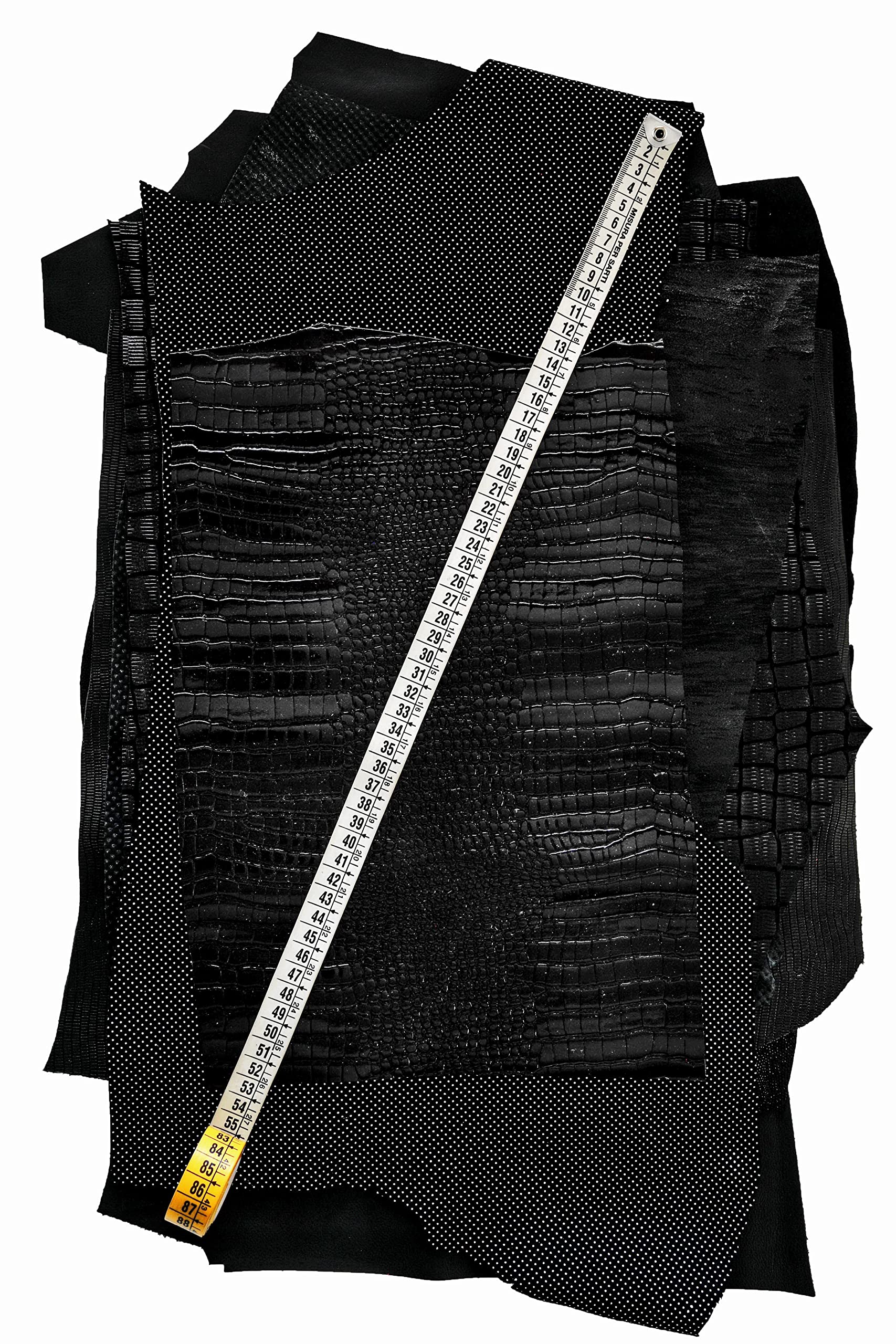 LA GARZARARA - Ritagli di Pelle Nero - Minimo 25x20 cm Massimo 40x40 cm - 1 kg - Selezione Casuale per Artigianato Cucito e Creazioni Handmade - Fantasie e Rifinitue Varie - LAG33