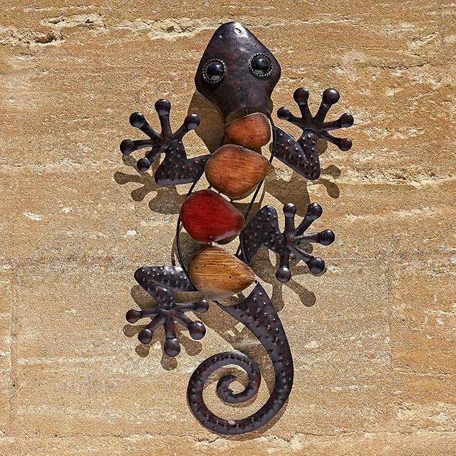 SA Products Garden Wall Art - Bronze Coloured Iron Lizard with Cobblestones - Hanging Gecko Metal Wall Decor for Fence, Porch, Door, Window - Indoor & Outdoor Decorations & Accessories - 38x21x1.5cm