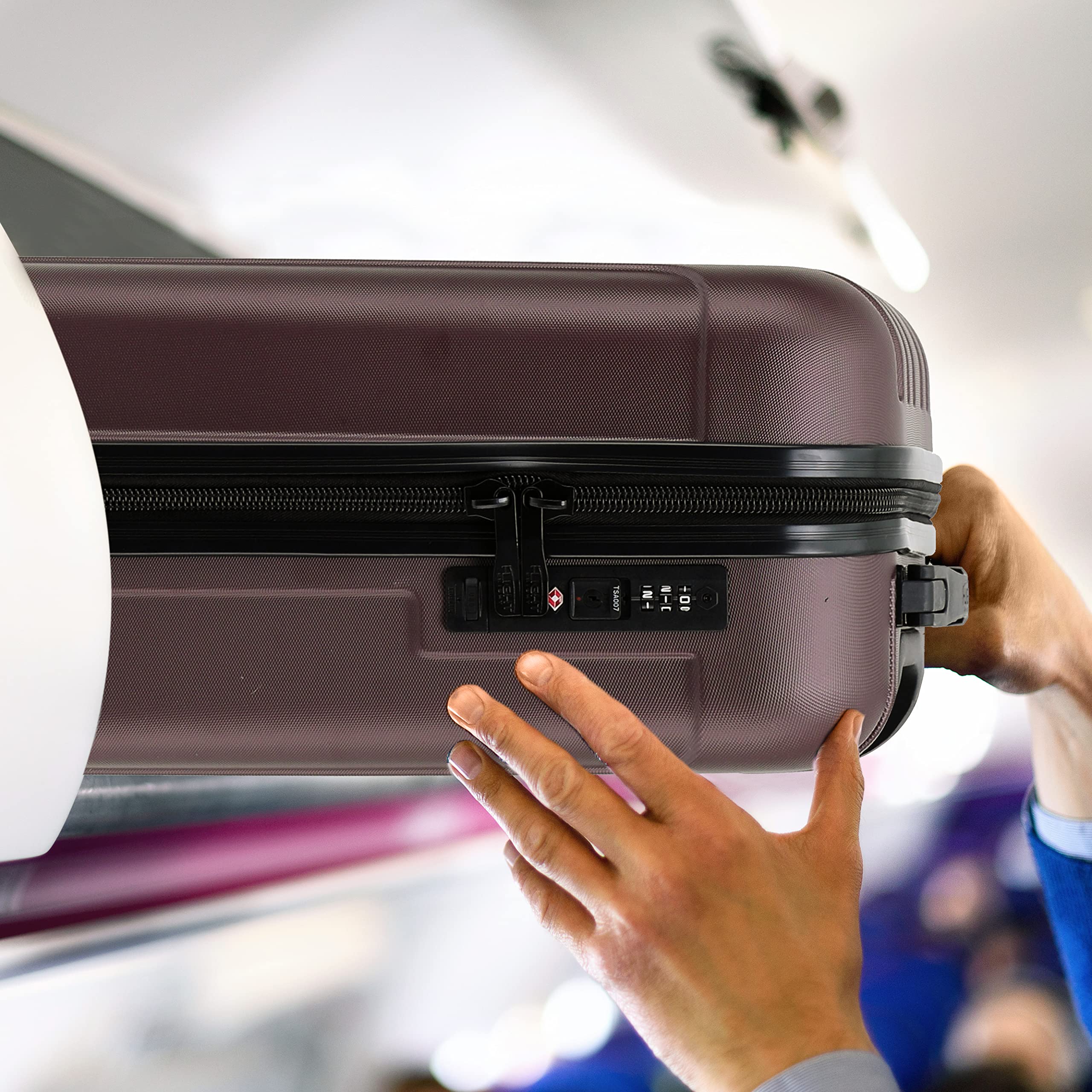 Flight Knight Premium Set of 2 Lightweight Cabin Suitcase - 8 Spinner Wheels - Built-in TSA Lock & USB Port - Luggage Approved for Over 100 Airlines Including Ryanair Priority - 55x40x20cm