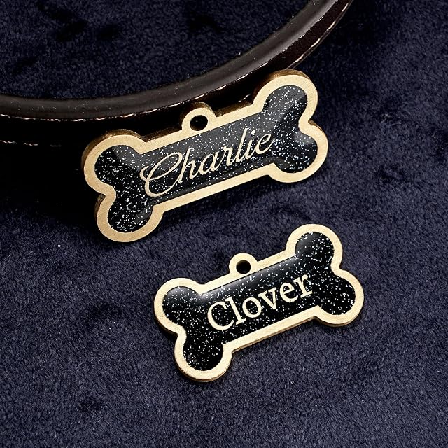 Foto 6 de 8 de Placa identificativa personalizada de latón para perros, placa identificativa de resina con forma de hueso