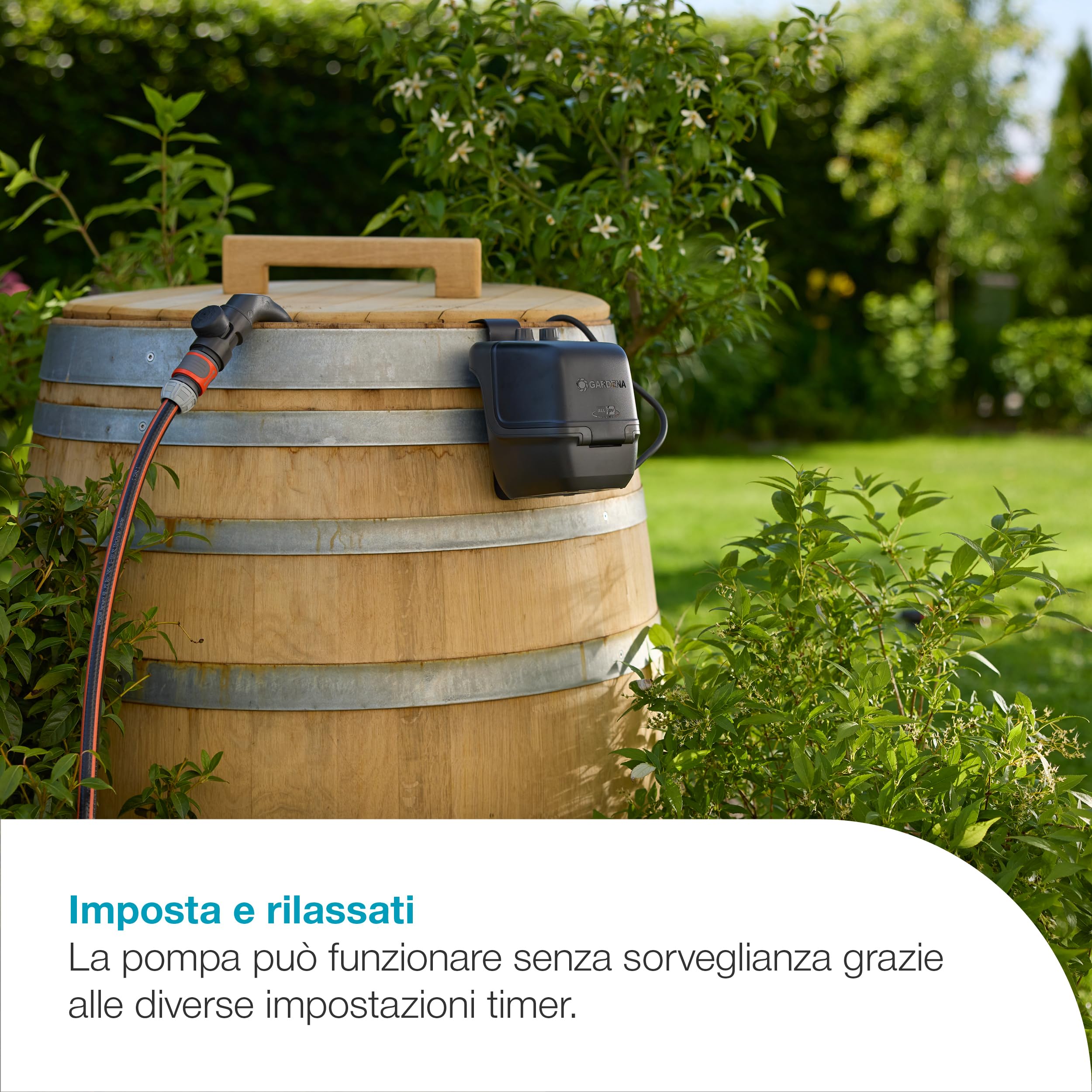 Gardena Pompa Per Cisterna A Batteria 2600 Comfort 18V P4A Solo: Programmazione dell'irrigazione, Funzione timer, Si adatta al serbatoio dell'acqua, Pressione costante, Senza fili (14604-55)