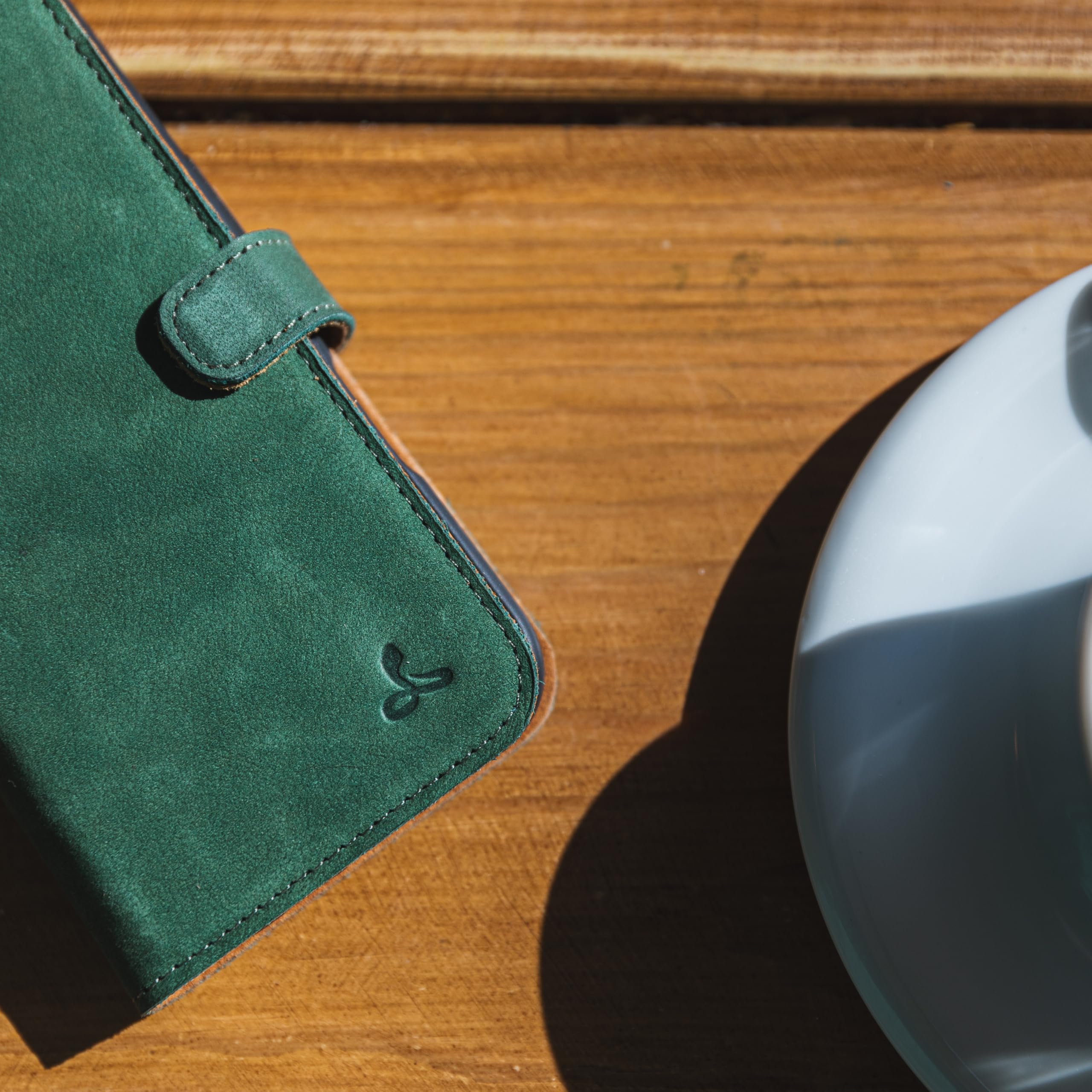 Snakehive Custodia in vera pelle per Google Pixel 11 Pro - Custodia a portafoglio con scomparti per carte e supporto (verde)