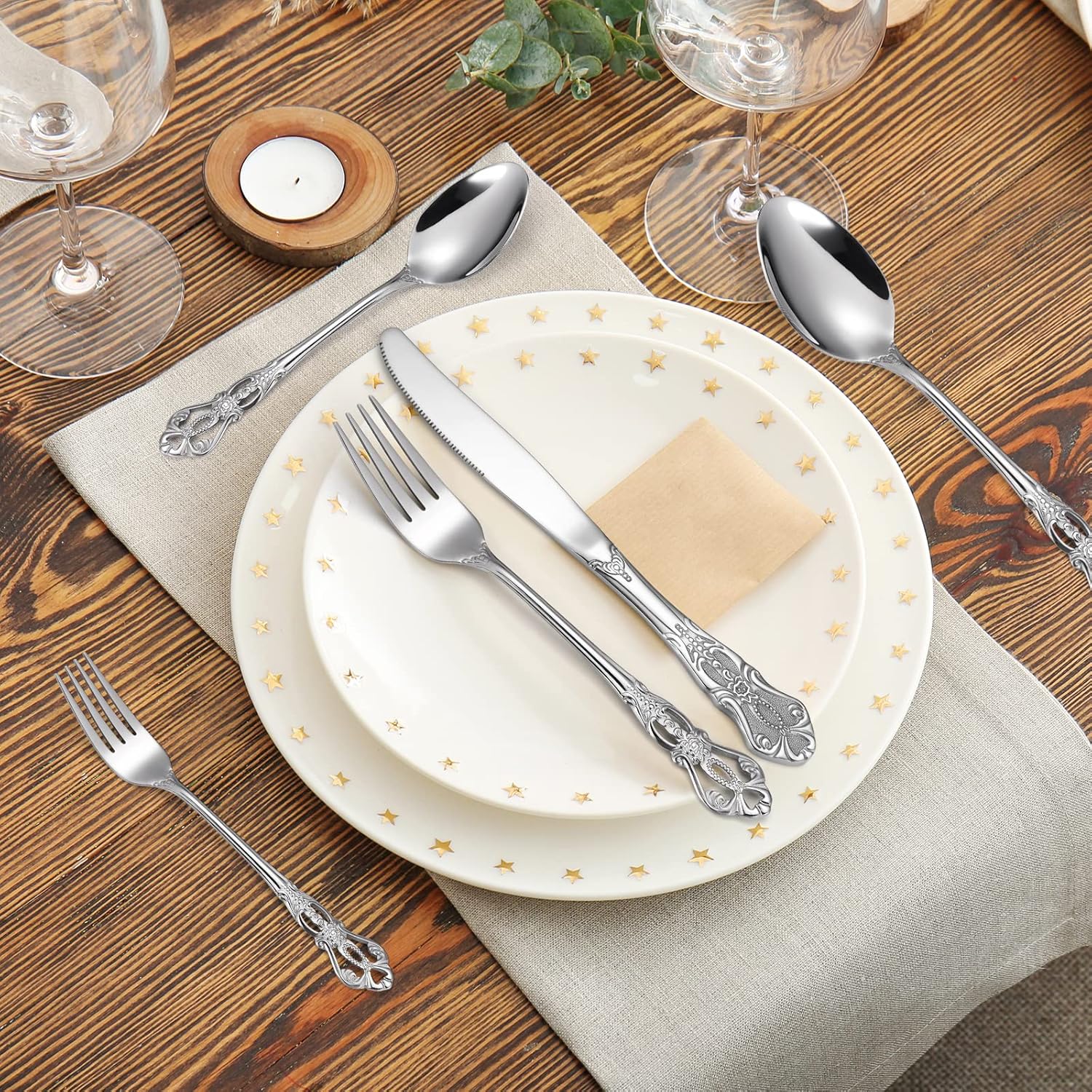 Gorgeous Retro Royal Silverware Set For 8,OIULO 18/0 Stainless Steel 40-Piece Flatware Set Service for 8,Vintage Fine Dining Utensils Fork Spoon Knife,Antique Baroque Cutlery,Mirror,Dishwasher Safe