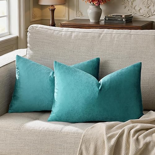 Miniatura 68 de GIGIZAZA Fundas de Almohadas Decorativas de Terciopelo Dorado, Fundas de Almohadas de 18x18 para Sofá, Sillón y Cama, Paquete de 2 Fundas de Cojines