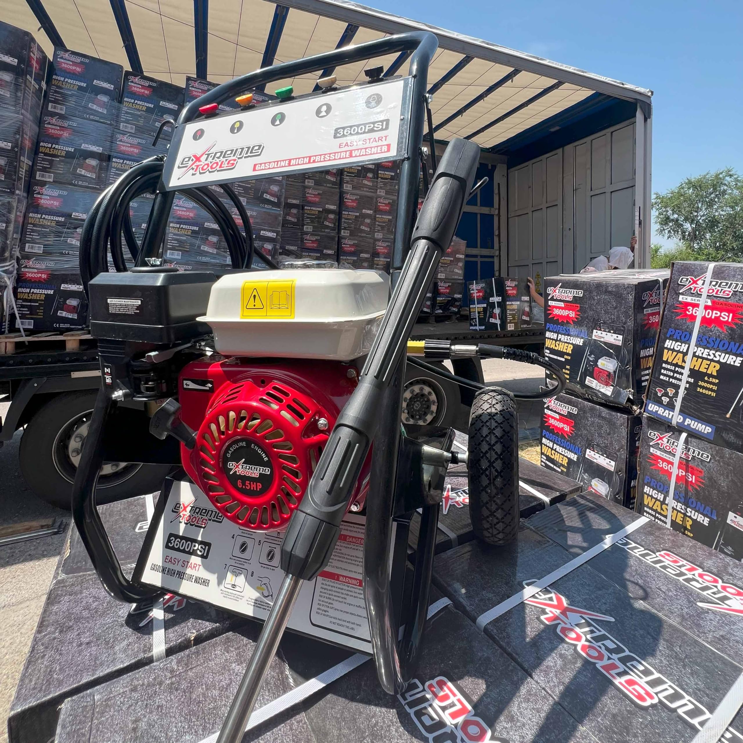 Hidrolimpiadora a Gasolina 3600 PSI – Motor 6.5HP con 4 Boquillas y Kit de Limpieza Profesional