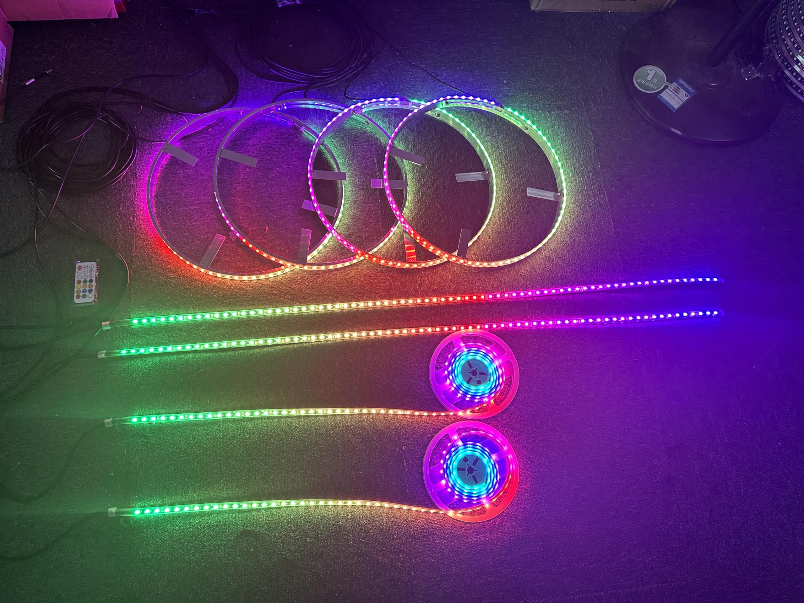 SDO 17.5'' RGB Dream Color Chasing LED Illuminated Wheel Ring Light +2PCS 4FT 2PCS 6.5FT Strip Lights 8Plugs Sync Car Rim Breathe/Flashing Bluetooth & Remote Ctrl (17.5''),(SR-CHASE-8PLUGS)