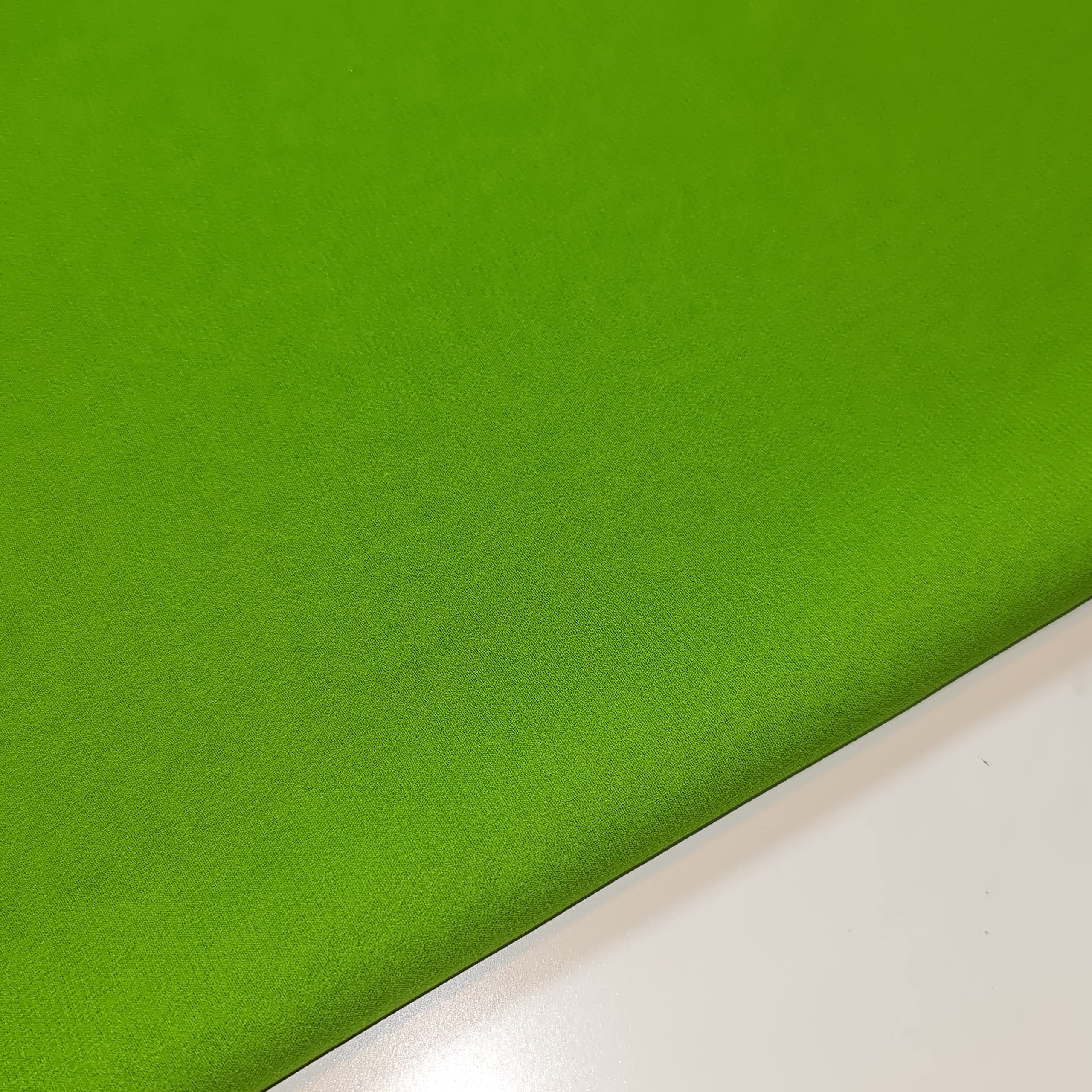 Tessuto Chiffon in tinta unita corallo - Iaia Tessuti