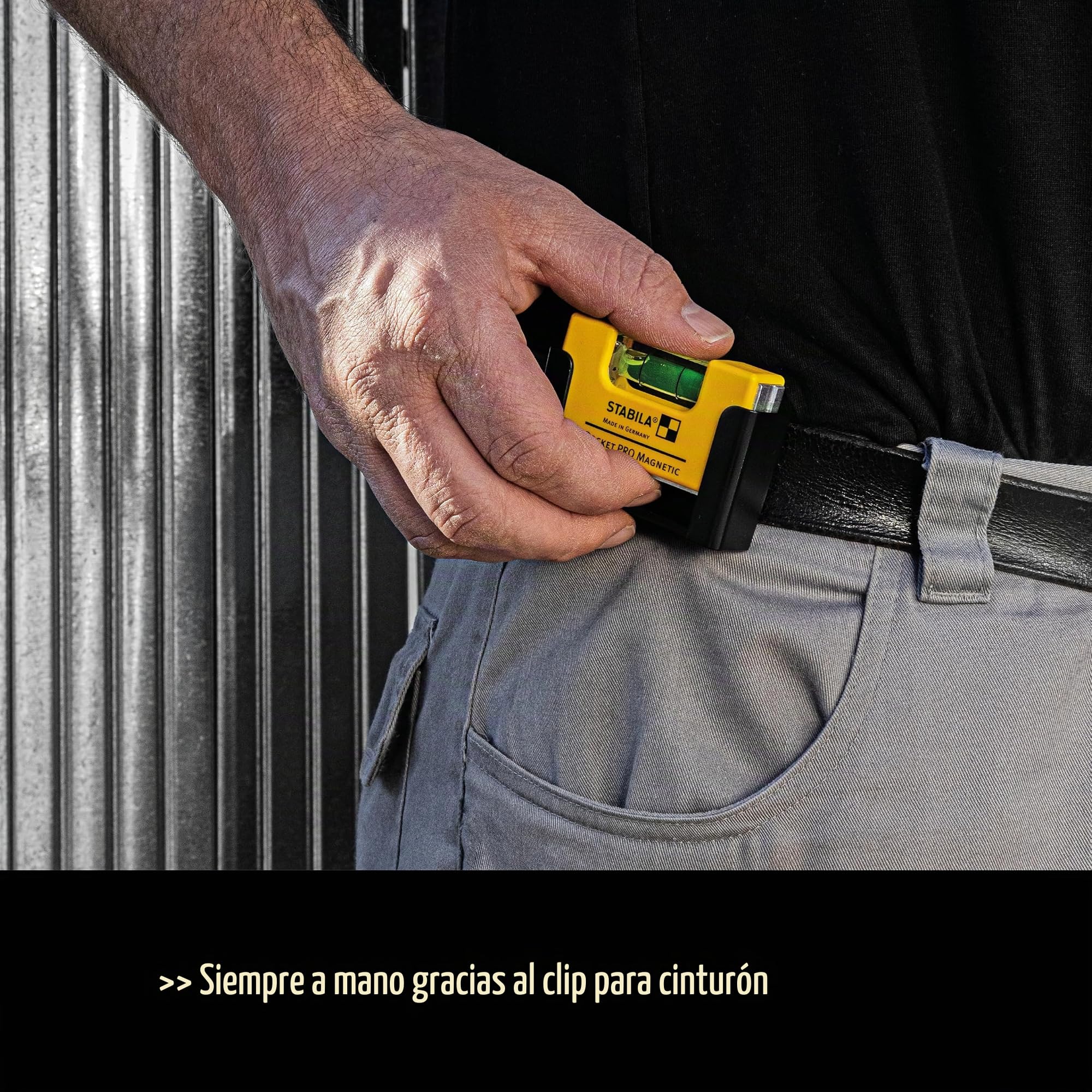 STABILA Mininivel espiritual magnético Pocket PRO con clip para cinturón, 7 cm, fuerte imán de tierras raras, 1 nivel horizontal, fabricado en Alemania, amarillo, 15 x 8 x 20 cm