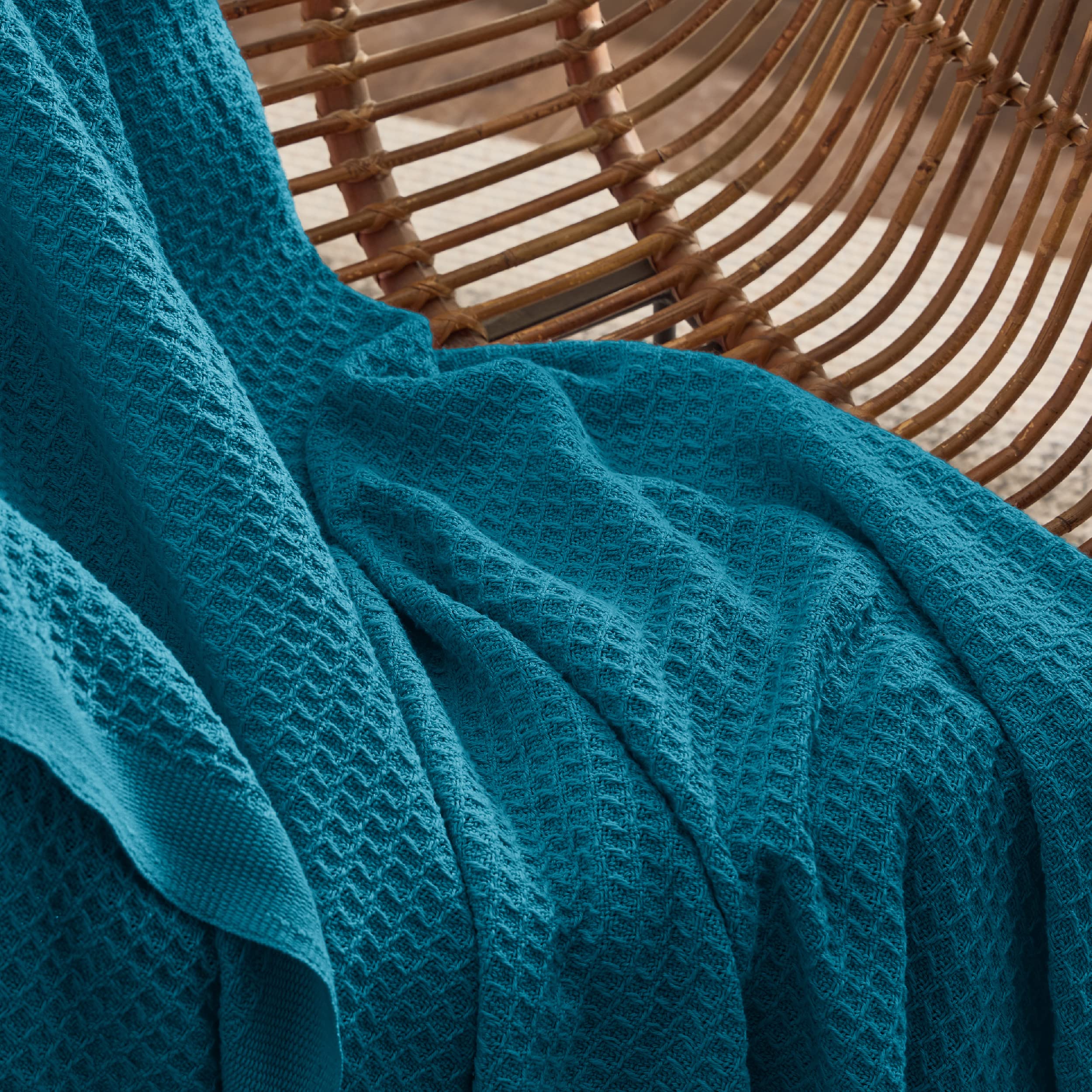Bedsure 100% Cotton Blankets Twin XL Size for Bed - 405GSM Waffle Weave Blankets for Summer, Cozy and Warm, Tahitian Teal Soft Lightweight Woven Blankets for All Seasons, 66x90 inches