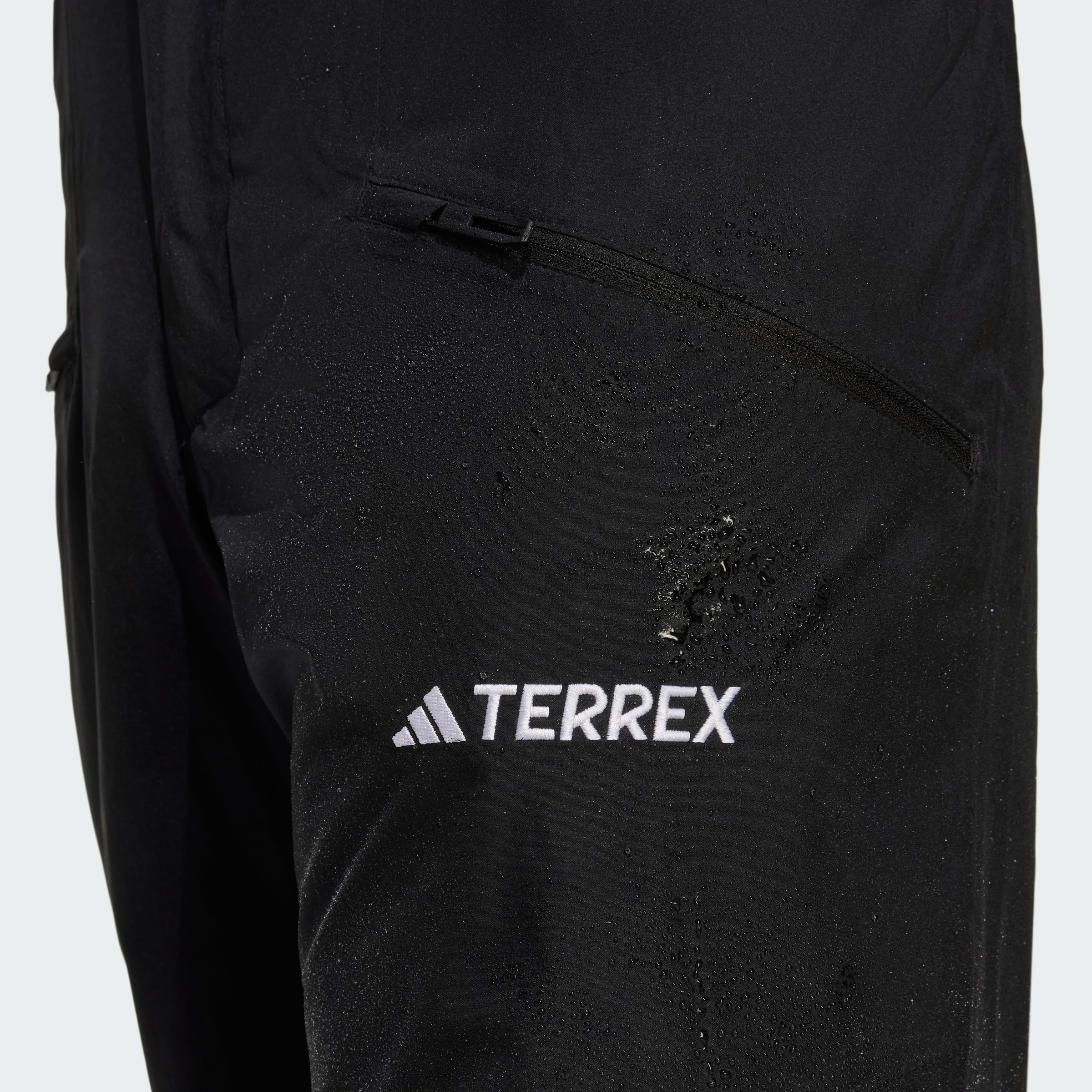 adidas Herren Terrex Multi 2 Layer Insulated Climaproof Bib Pants
