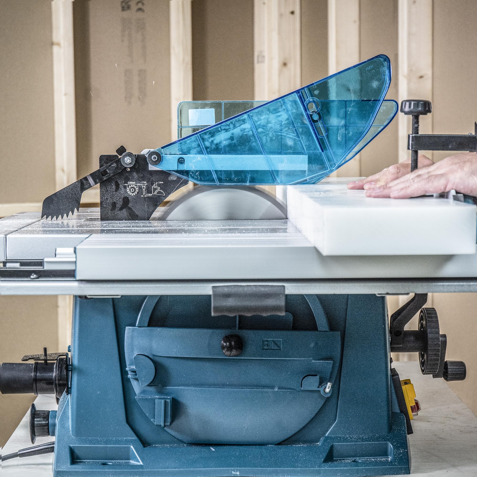 Trend Piła tarczowa do aluminium i plastiku 250 mm 84T 30 mm | Do aluminium i plastiku; 84 zęby, 3 mm rzazu i -6° kąta natarcia dla bardzo dokładnego wykończenia, CSB/AP25084