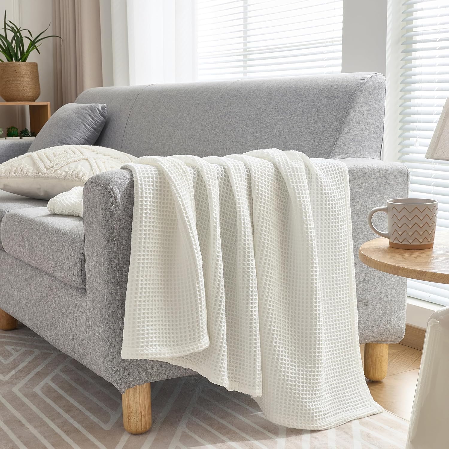 Chlophy Waffle Weave Throw Blanket Twin Cotton Bamboo Cooling Throw Cozy Lightweight Breathable Knit Decorative for Couch, Sofa, Bed, Living Room, White, 60"x80"