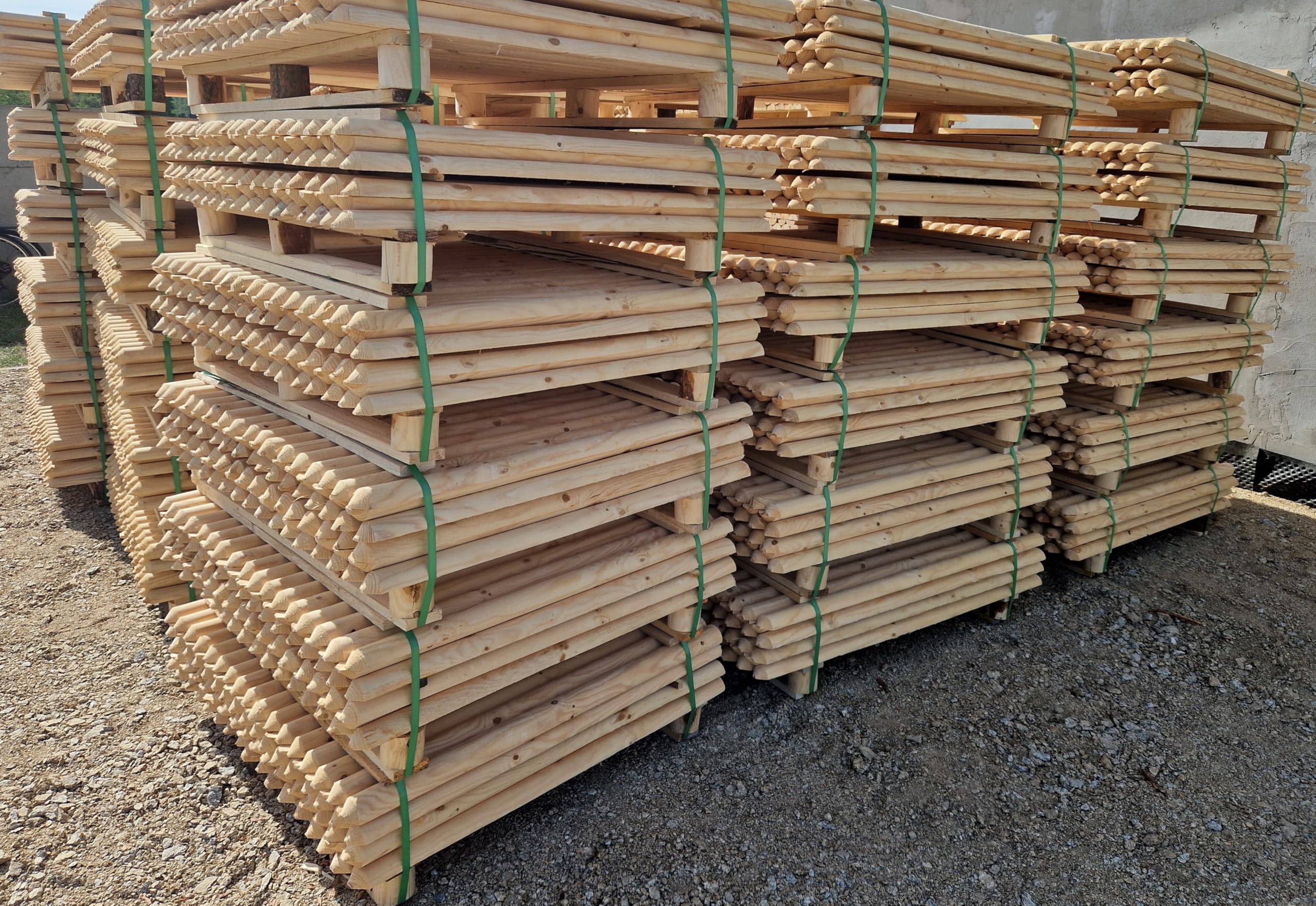 ø 8cm Lot de 4 Piquet Cloture Bois Longueur : 80 cm Poteaux De Clôture De Jardin Non Imprégné Résistant Aux Intempéries Palissade Tuteurs avec Pointe