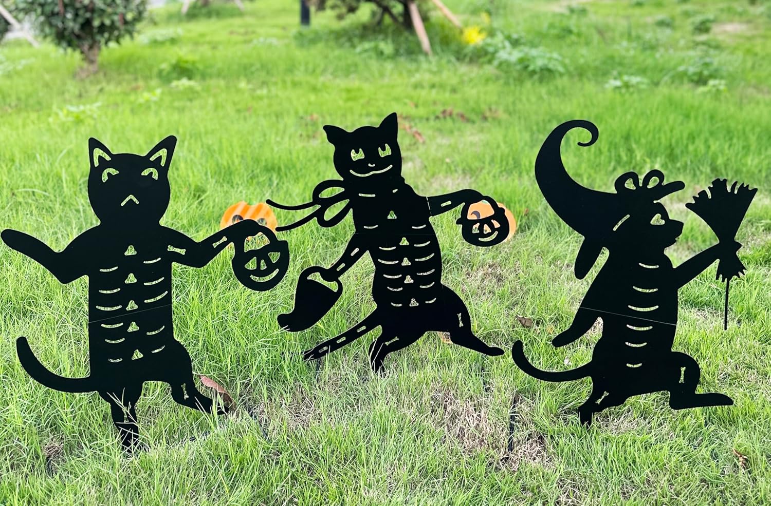 Metal Halloween Black Cat Garden Stakes Decorative, 3 Pack Scary Cat Halloween Yard Stakes Black Cat Silhouette for Home Yard Indoor and Outdoor Halloween Decorations.(Big)