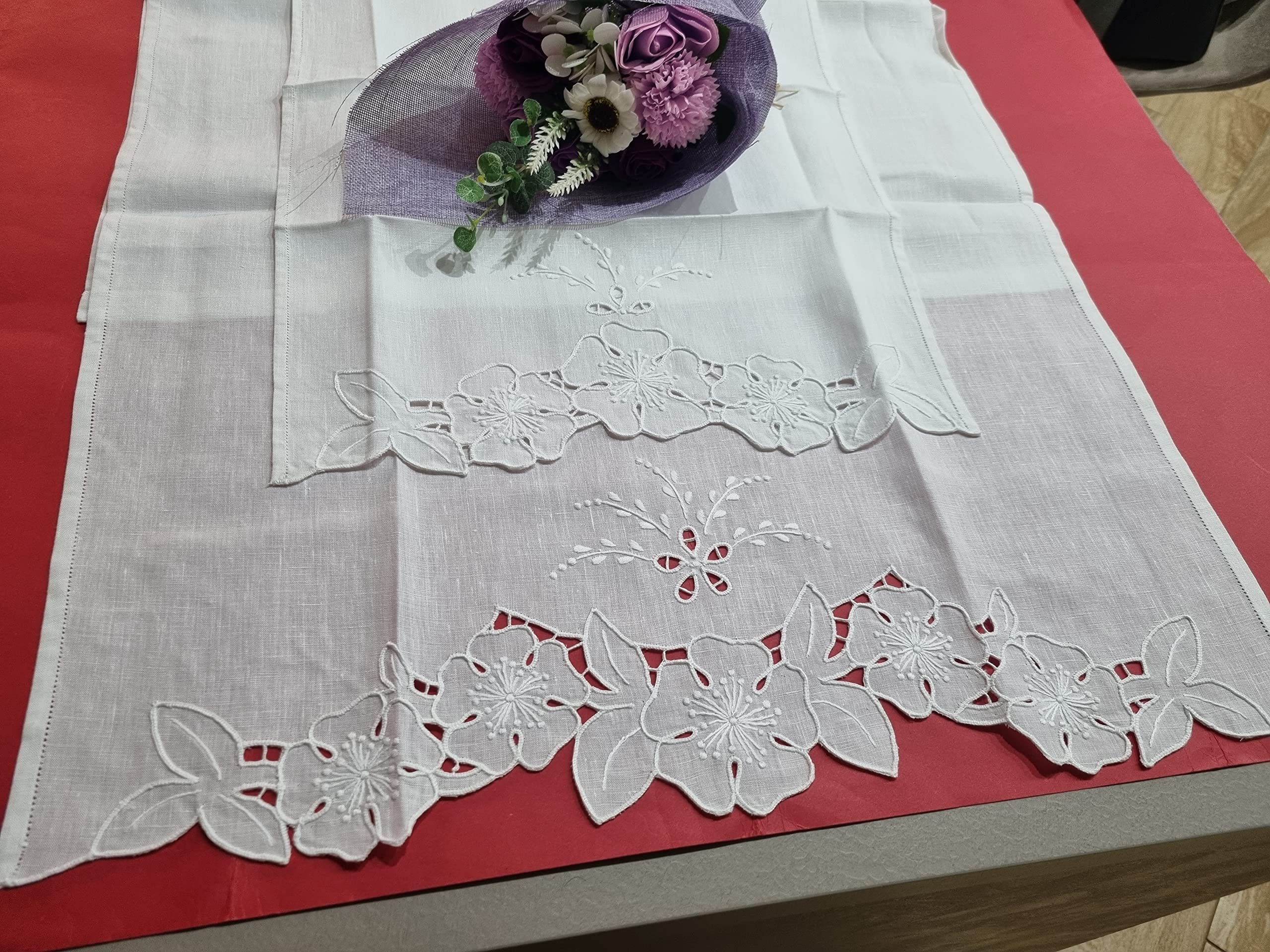 Elegantes Toallas 1+1 puro lino bordado Tallado y punto completo a mano