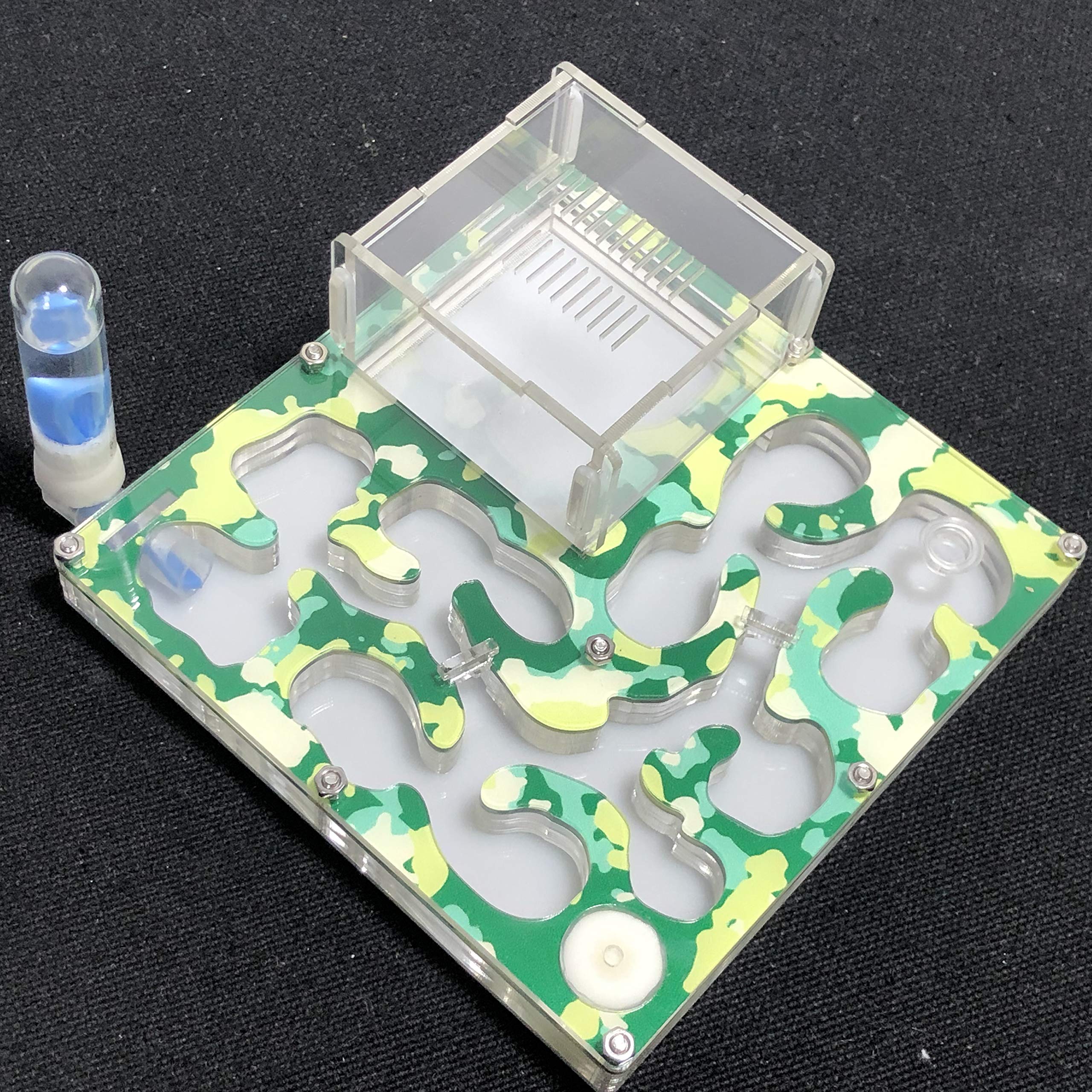 140 * 140mm großer Raum Camouflage-Ameisenfarm-Ameisenhügel Pädagogisches Formicarium mit Feuchtigkeits- und Wasserzufuhr für LIVE-Ameisen (Camouflage Summer)