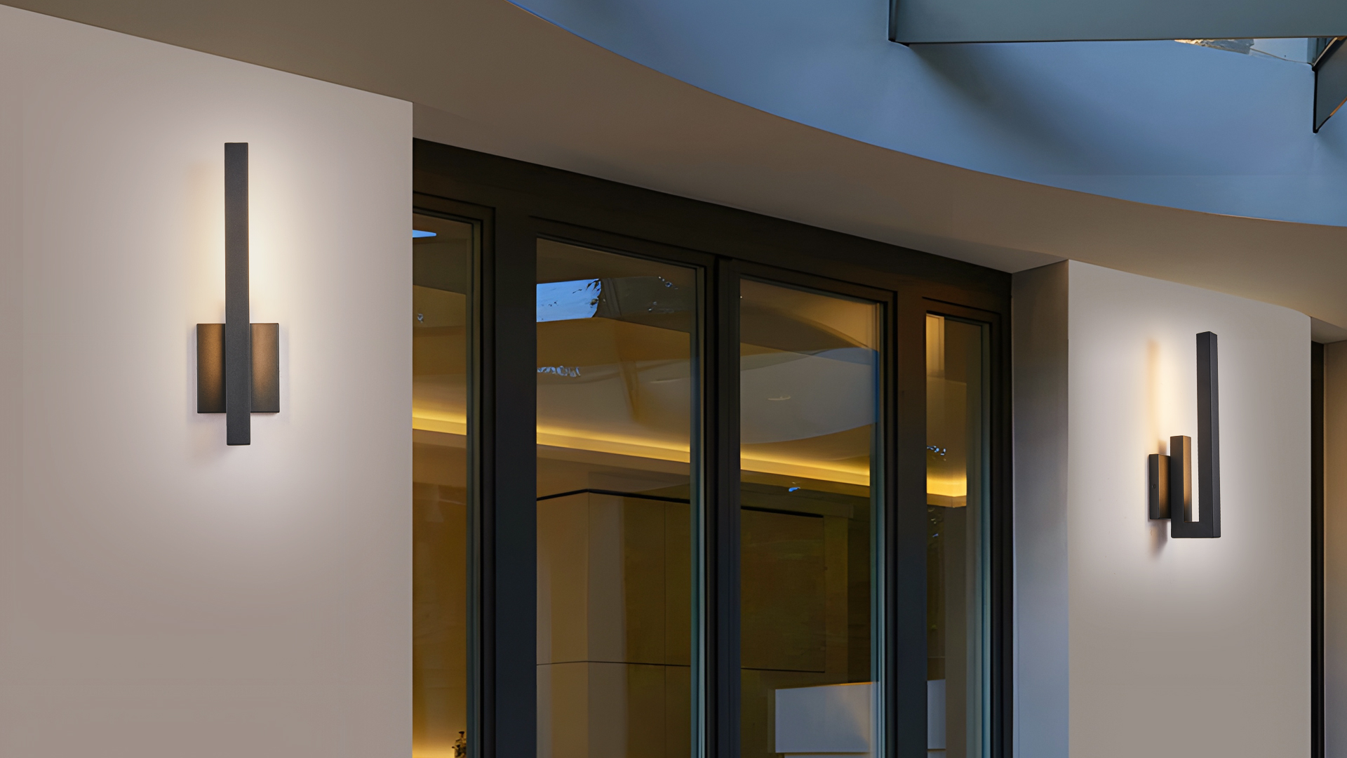 Image of Tarentlight 15 inch Ht Modern Minimalist Linear Outdoor Wall Light,3000K 13W Integrated LED,Textured Black Anti-Rust Metal,Wet Rated for Exterior House, Porch & Patio,Garage,Yard Front Door,Garden.