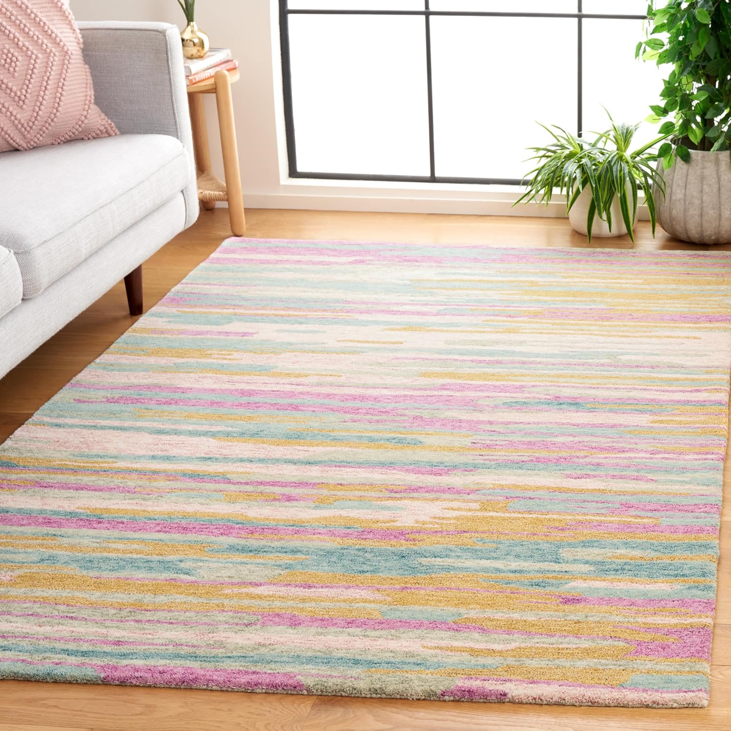 SAFAVIEH Bellagio Collection Area Rug - 3' x 5', Yellow & Green, Boho Design, Handmade Wool, Ideal for The Living Room, Bedroom, Dining Room (BLG201C-3)