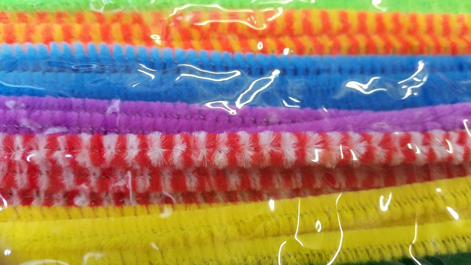 Henbrandt Pack of 30 Multi Coloured Fun Craft Pipe Cleaners 30Cm