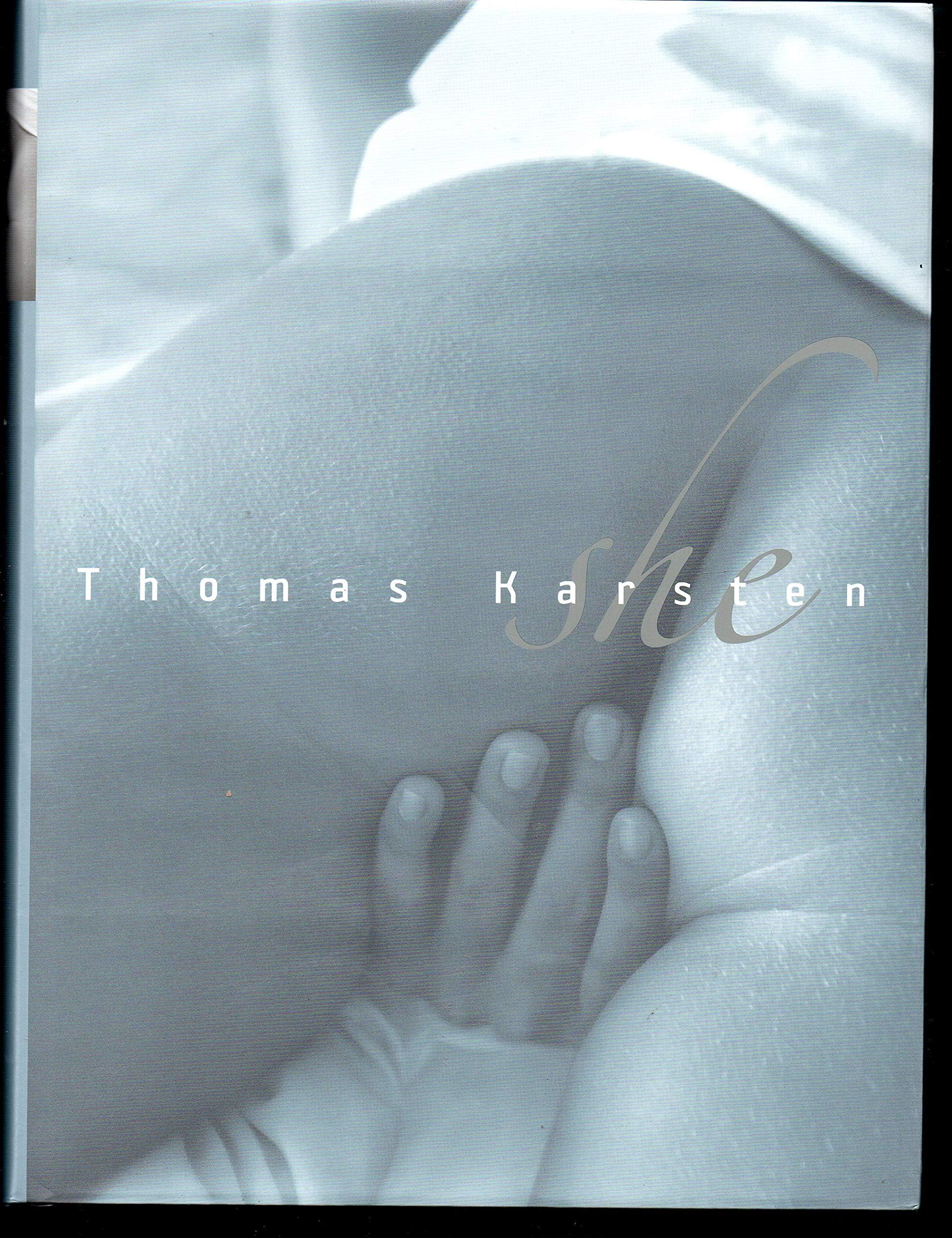 She Hardcover – 30 Aug. 2007