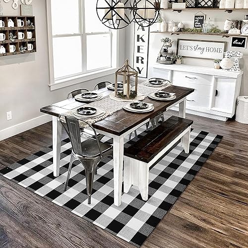 Vista 200 de KILOCOCO Alfombra de rayas beige de 2.3 x 3.6 pies para interiores y exteriores, alfombra tejida a mano de algodón lavable a rayas para puerta Rayas