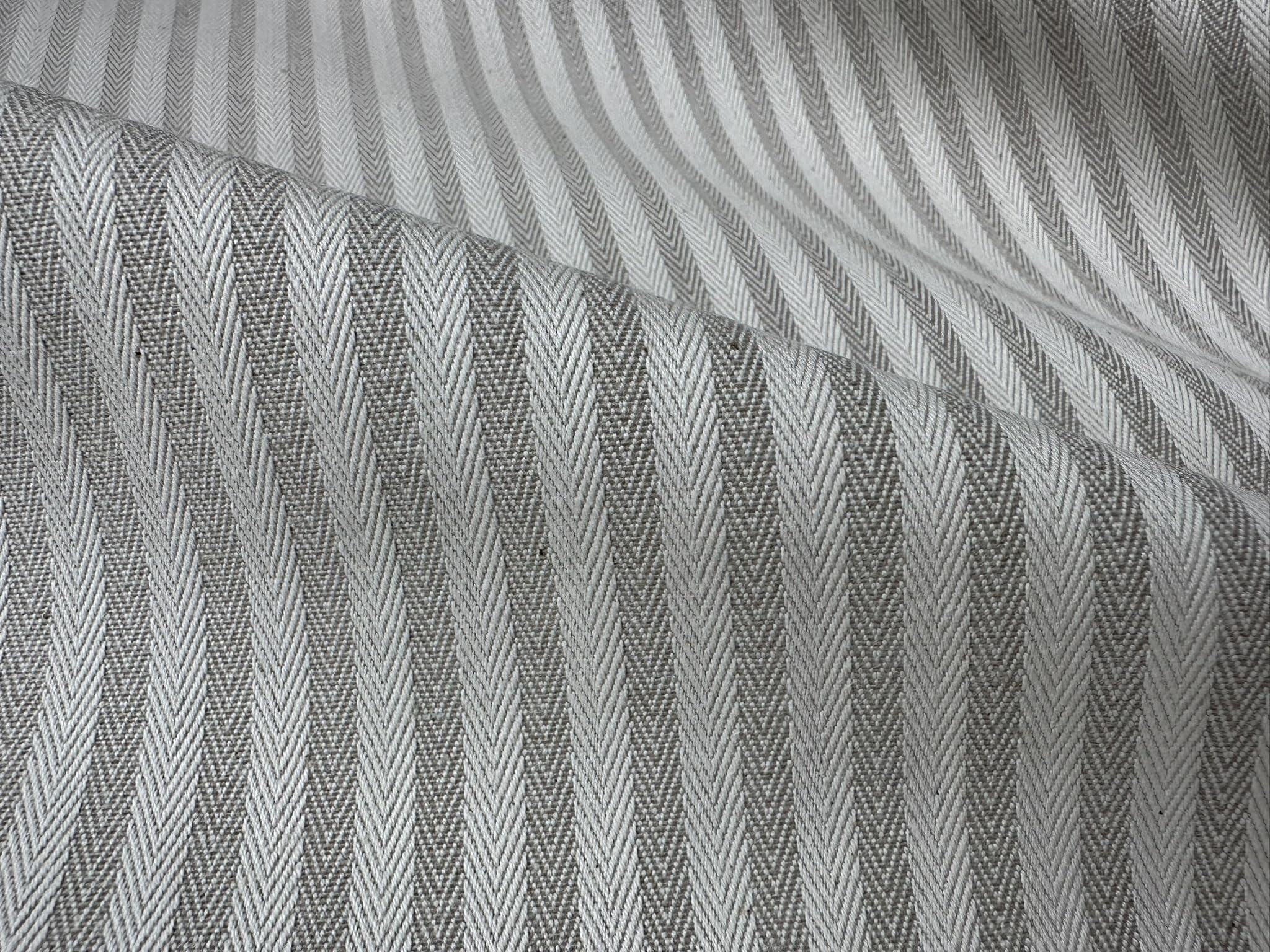 Tissu à chevrons 5 mm aspect lin effet lin rayé, lignes crème, décoration d'intérieur, couture – 328 cm extra large – Vendu au mètre – Naturel