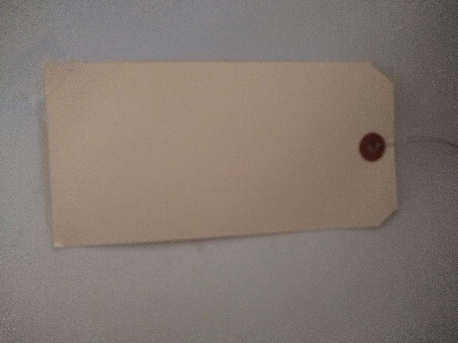 The Packaging Wholesalers #8 6 1/4" x 3 1/8" 13 Pt. Manila Shipping Tags - Pre-Wired, 1000/Case (G10083)