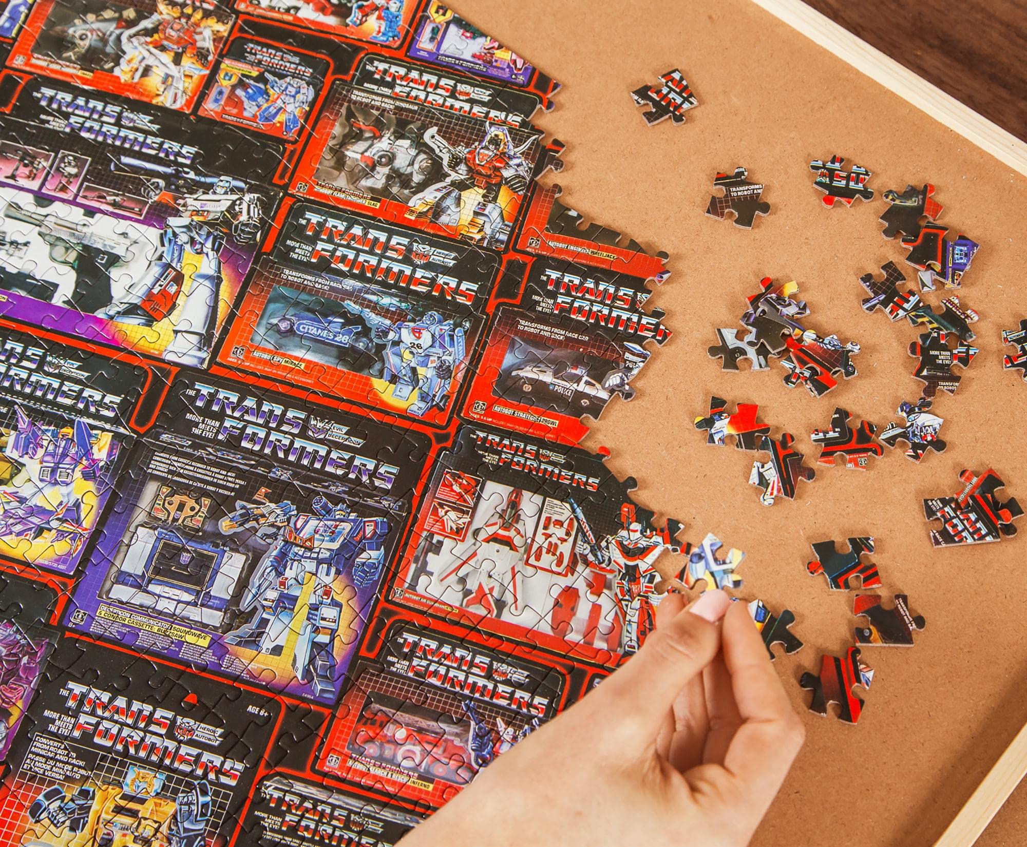 Radical Robots 1000-Piece Jigsaw Puzzle for Adults, Kids | Interactive Brain Teaser, Educational Toys & Games, Home Activities, Building Kit for Creative Play | Nostalgic '80s Gifts and Collectibles - Image 4