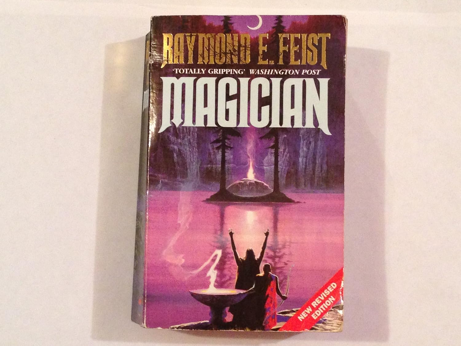 Edwin Rist Book Magician: Raymond E. Feist: 9780586217832: Amazon.com: Books