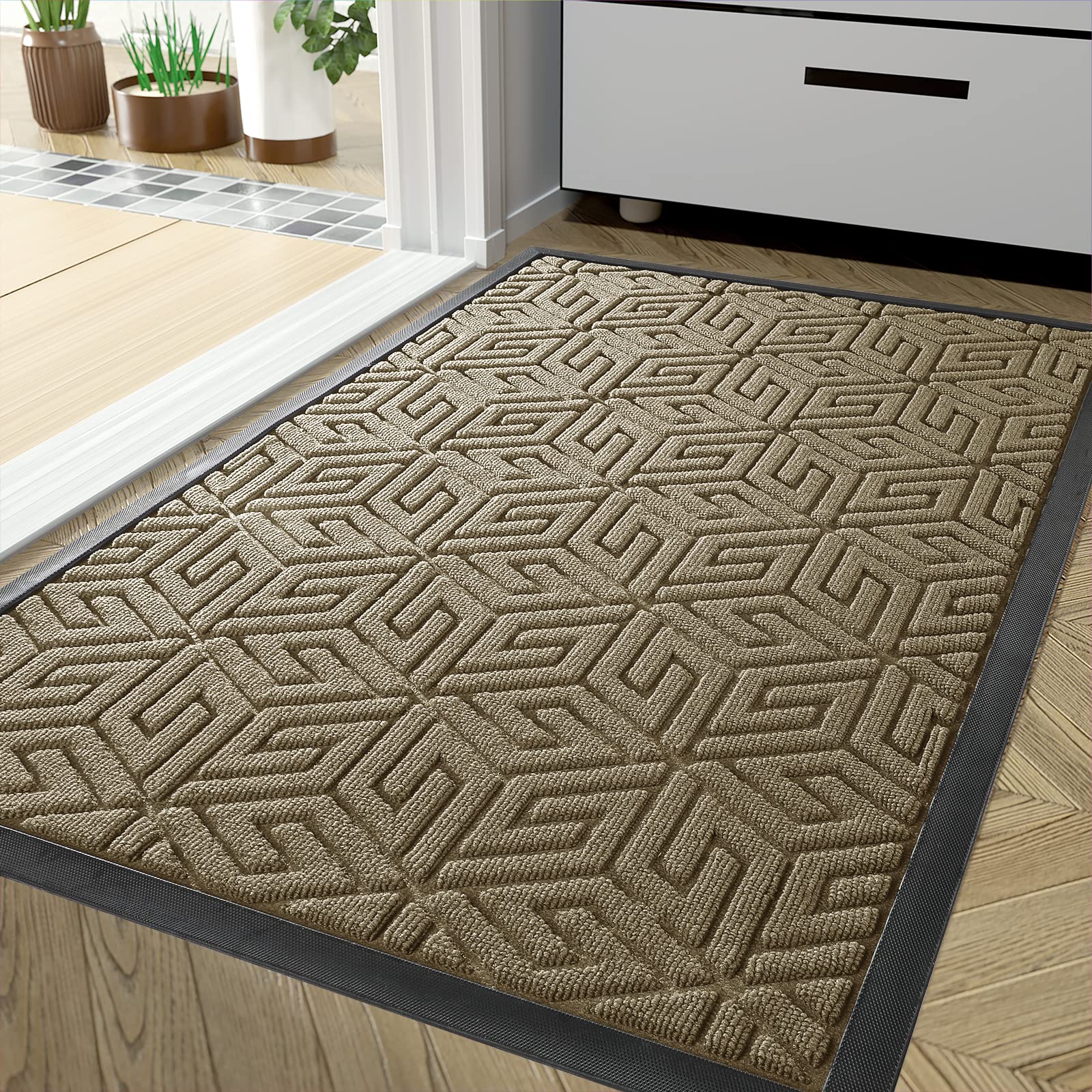 Yimobra Durable Front Door Mat, Heavy Duty Doormat for Outdoor Indoor, Non Slip Rubber Floor Mat for Entry, Easy Clean, Waterproof, Low Profile, Patio, Busy Areas, 17x29.5 Inch, Pale Khaki