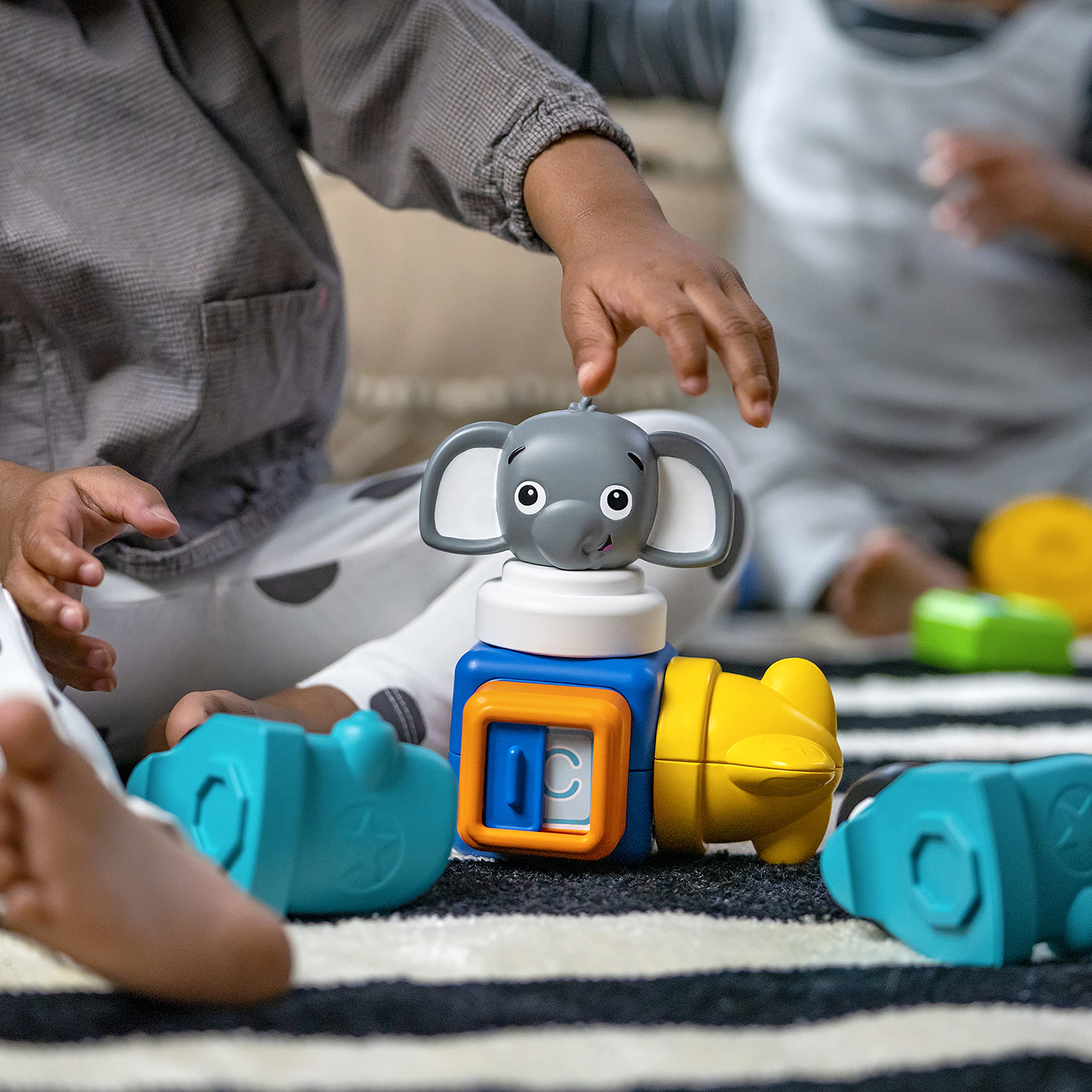 Podłączane kostki magnetyczne Dive & Soar od Baby Einstein, dzieci od 6 miesięcy, 11 sztuk, 12817