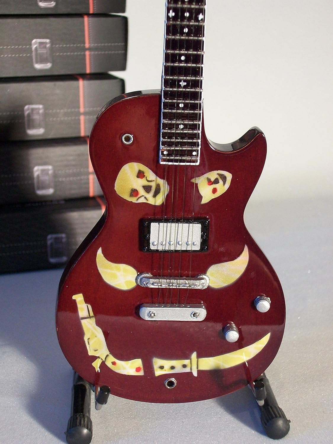 AXE HEAVEN KR-162 Keith Richards 1981 Zemai Macabre Mini Guitar