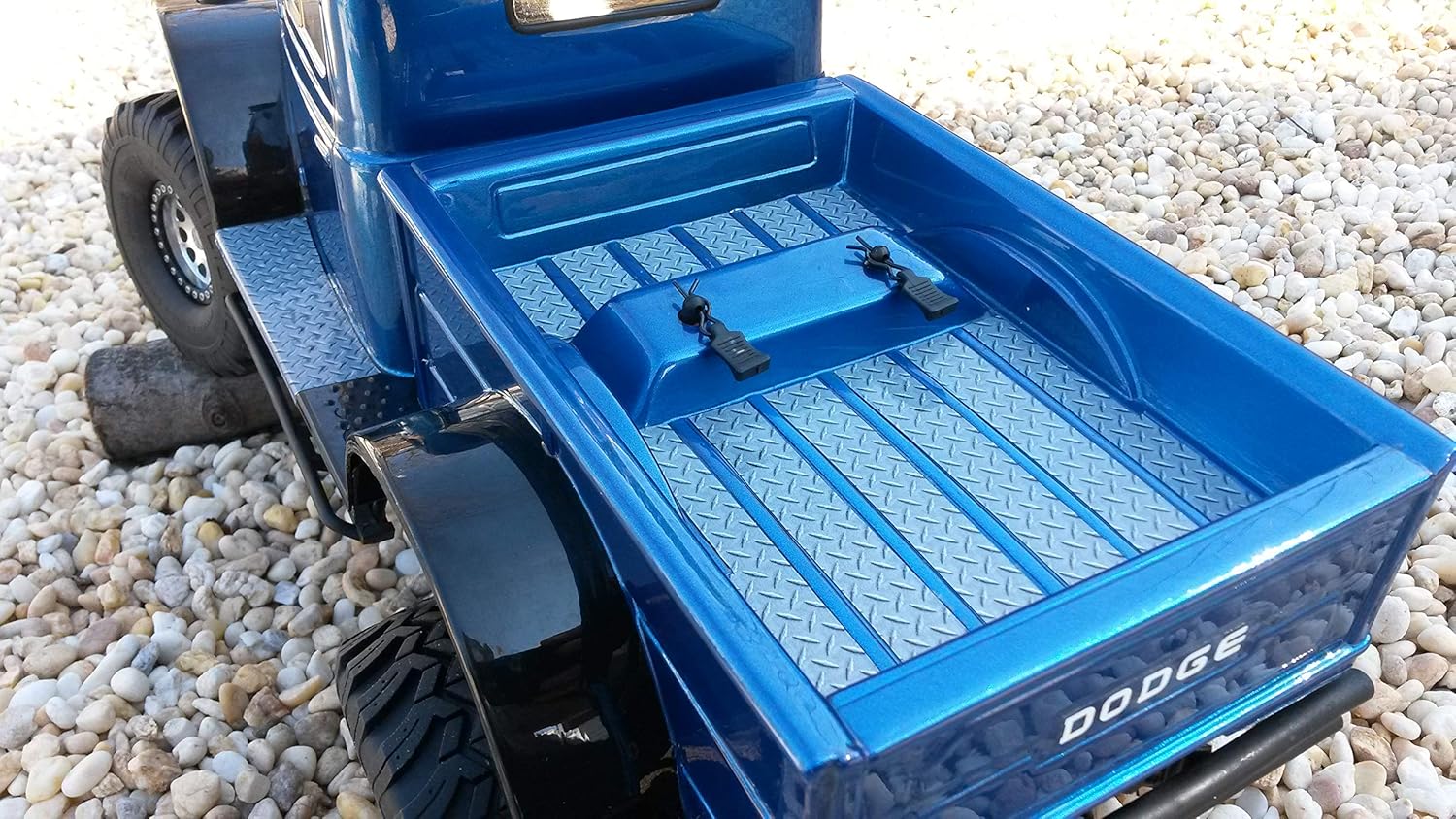 Diamond Plate Decal Sheet for Rc Scale cralwer - 3 Styles - DIY Axial SCX10 II RC4WD Redcat Gen7 Gen8 TRX4 Vanquish VS4-10 (Raw Steel) : Toys & Games