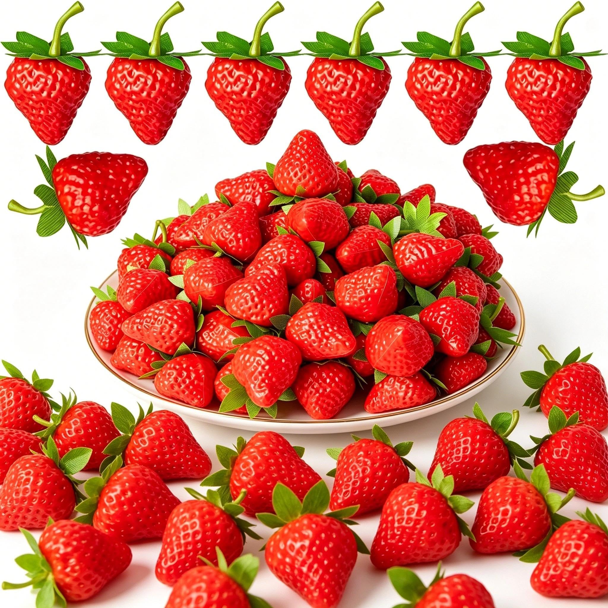 Fraises artificielles de cuisine pour décorer une table de fête et créer des ambiances
