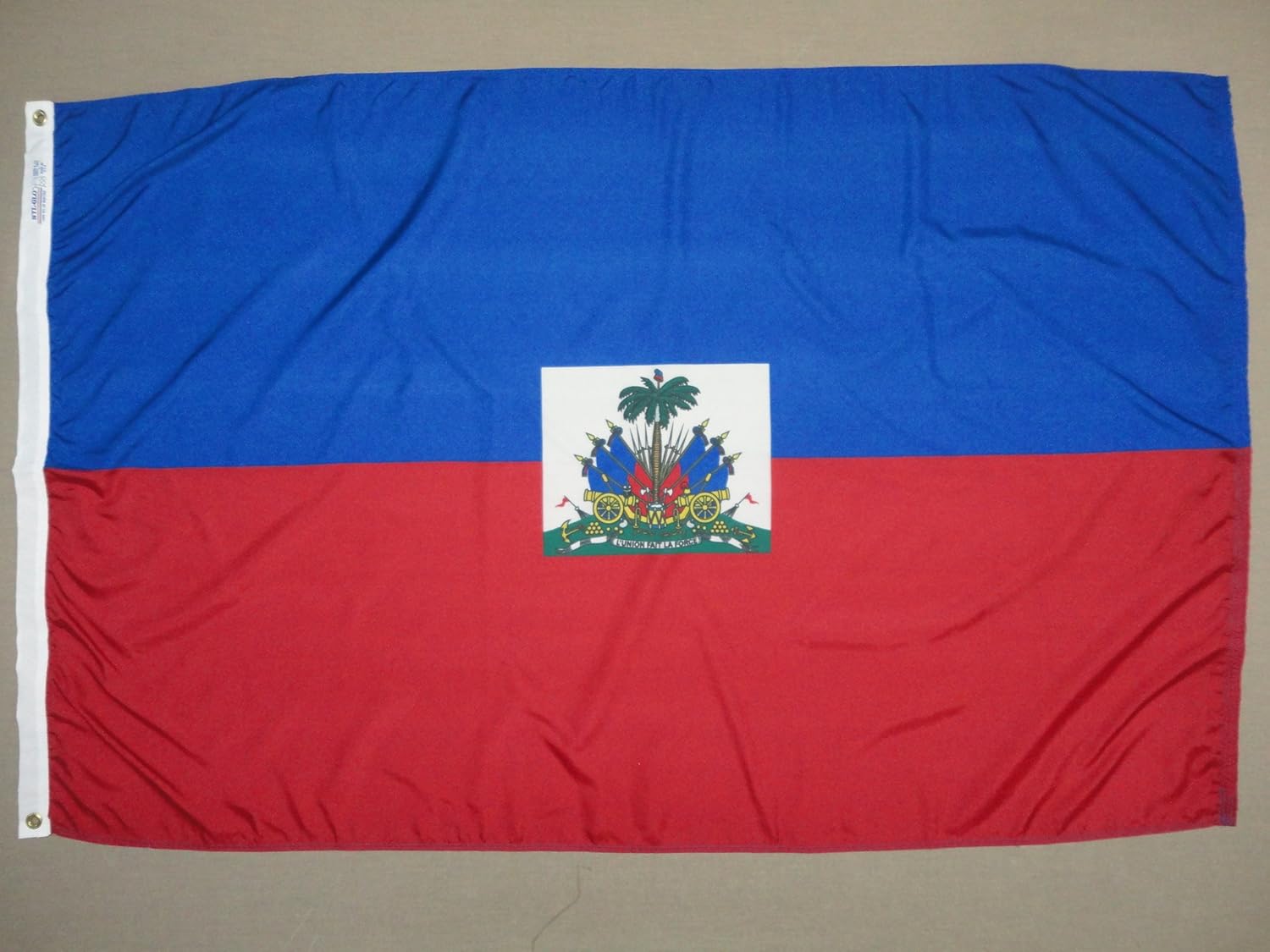 Annin Flagmakers Haiti Flag USA-Made to Official United Nations Design Specifications, 3 x 5 Feet (Model 193358)