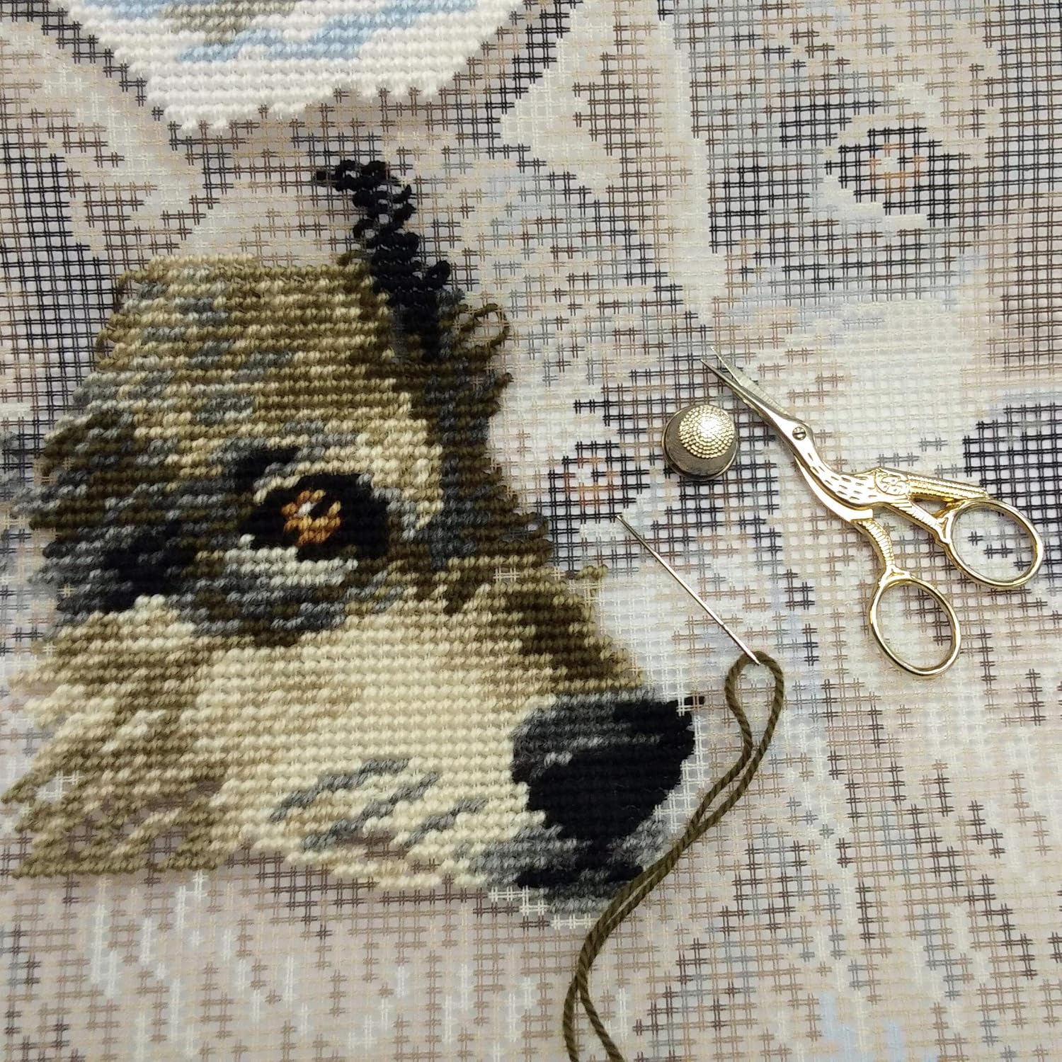 Brvsk Romantic Stamped Cross-Stitch Kit for Adults and Beginners — Wolves 16″ × 16″ with Clear, Precise Printed Design on Cotton Canvas; Includes 2 Needles, Yarn, and Easy-Read Chart