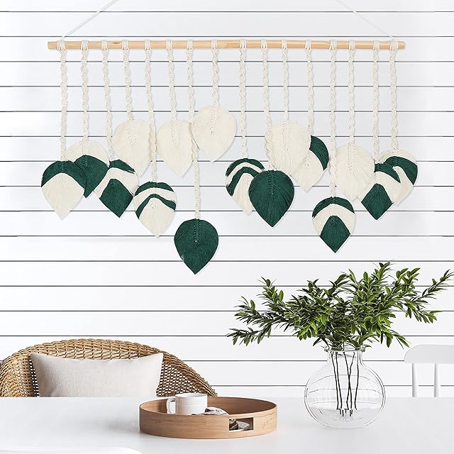 HOLAVIDA Macrame Wall Hanging - Handwoven Fringe Leaf Tapestry, Delicate Wall Decor for Boho Bedroom, Living Room, Office(90cm×50cm)